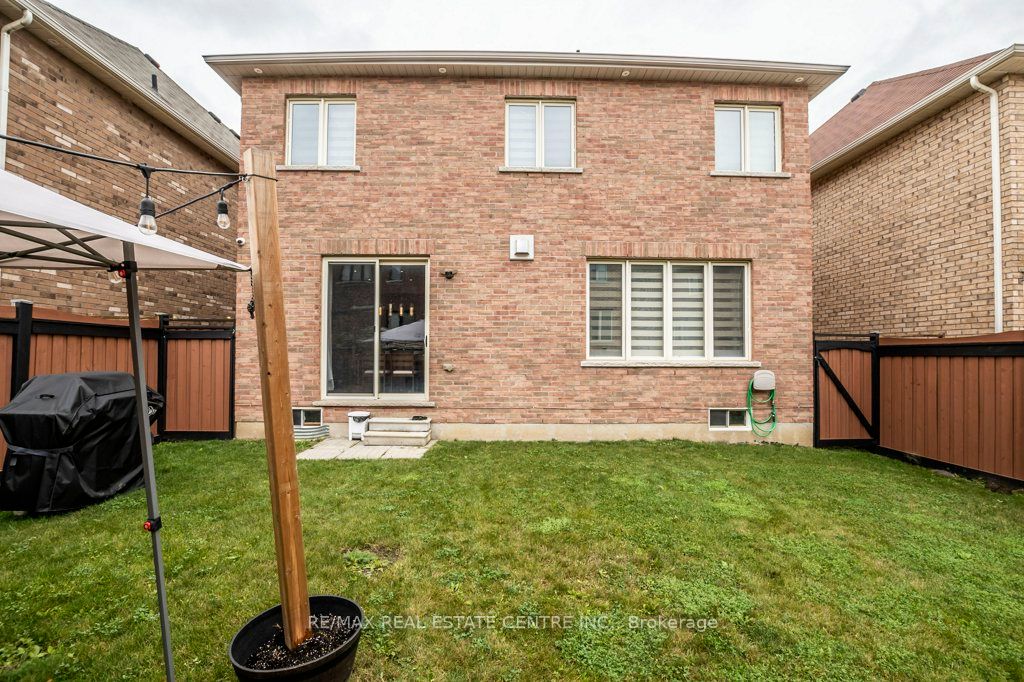 Photo 77 of 22 Selsdon Street, Brampton, Credit Valley — HOMEH