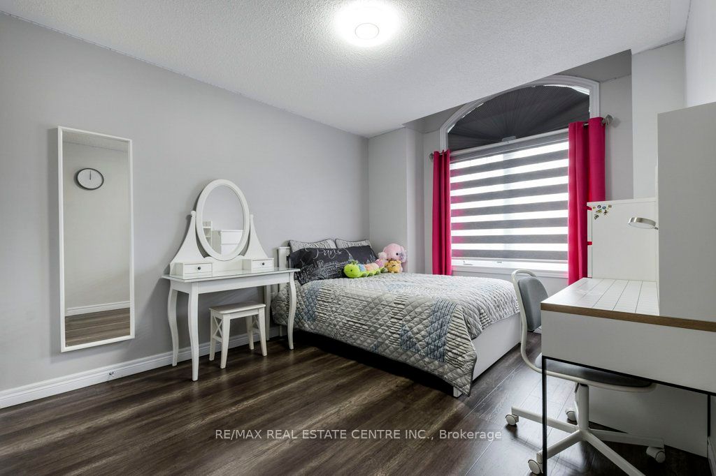 Photo 63 of 22 Selsdon Street, Brampton, Credit Valley — HOMEH