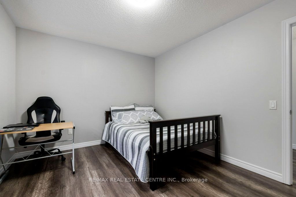 Photo 68 of 22 Selsdon Street, Brampton, Credit Valley — HOMEH