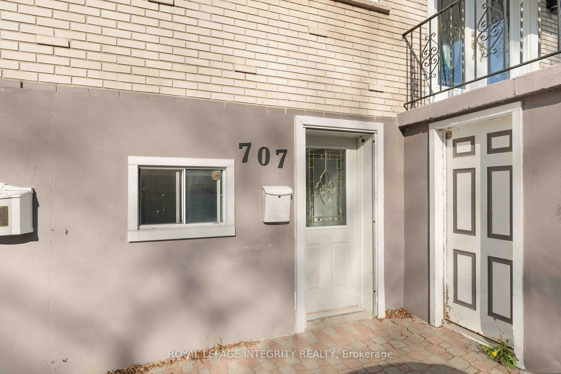 Photo 2 of 707 Morin Street, Ottawa, Overbrook/Castle Heights — HOMEH