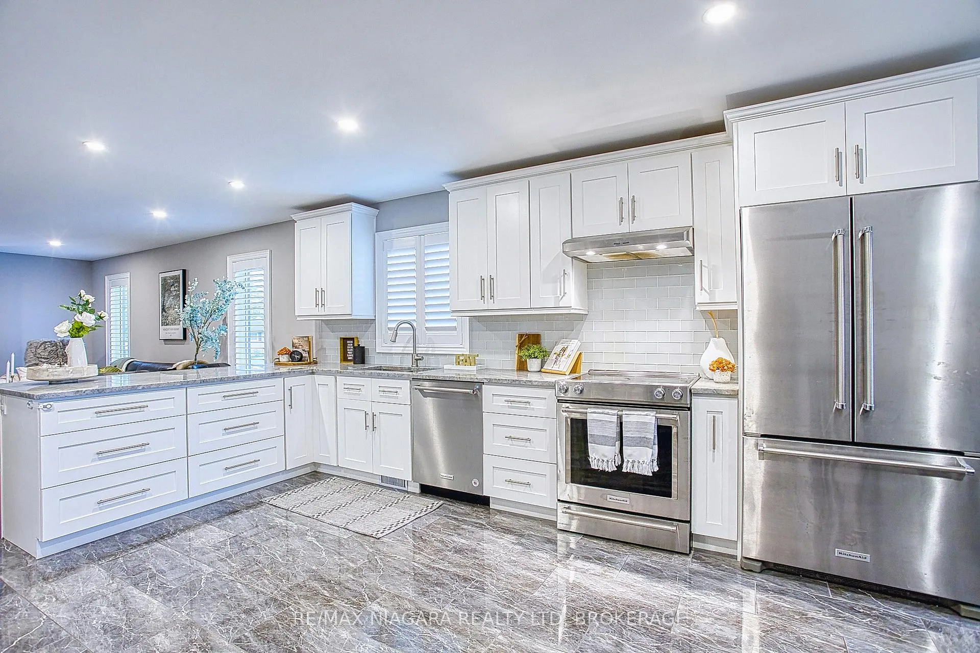 Photo 12 of 43 Sauer Avenue, Welland, Lincoln/Crowland — HOMEH