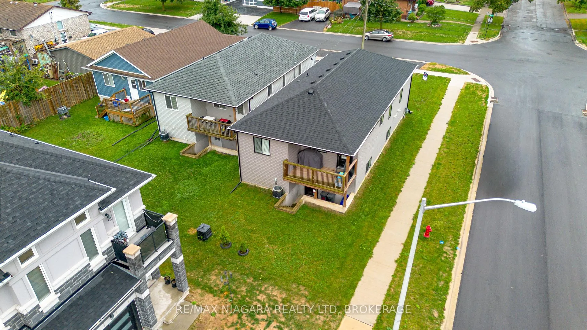 Photo 33 of 43 Sauer Avenue, Welland, Lincoln/Crowland — HOMEH