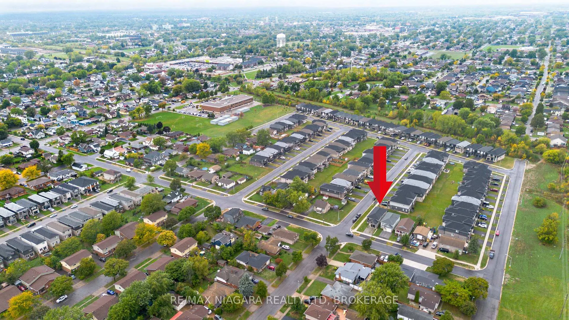 Photo 38 of 43 Sauer Avenue, Welland, Lincoln/Crowland — HOMEH