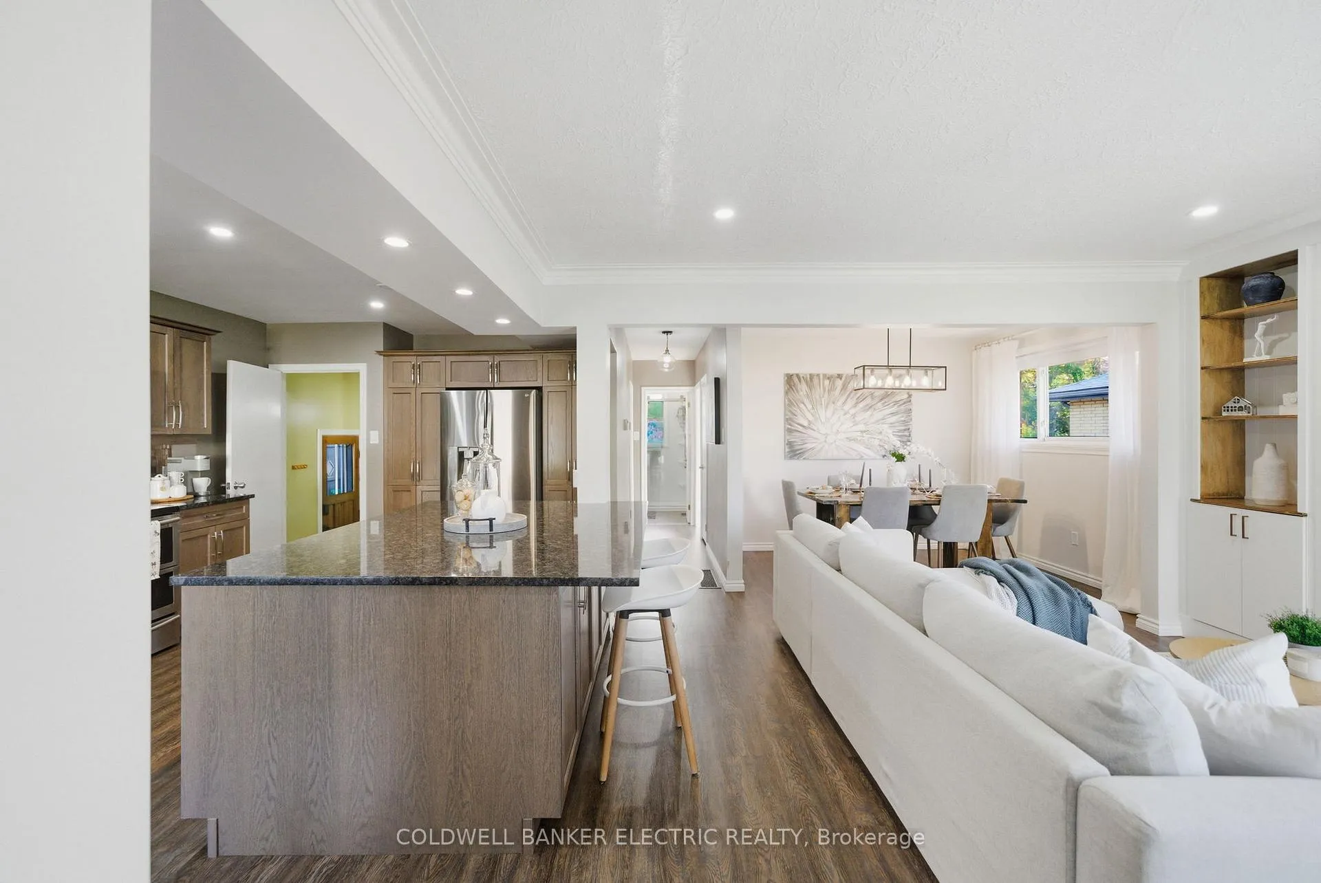 Photo 12 of 193 Benson Avenue, Peterborough, Northcrest Ward 5 — HOMEH