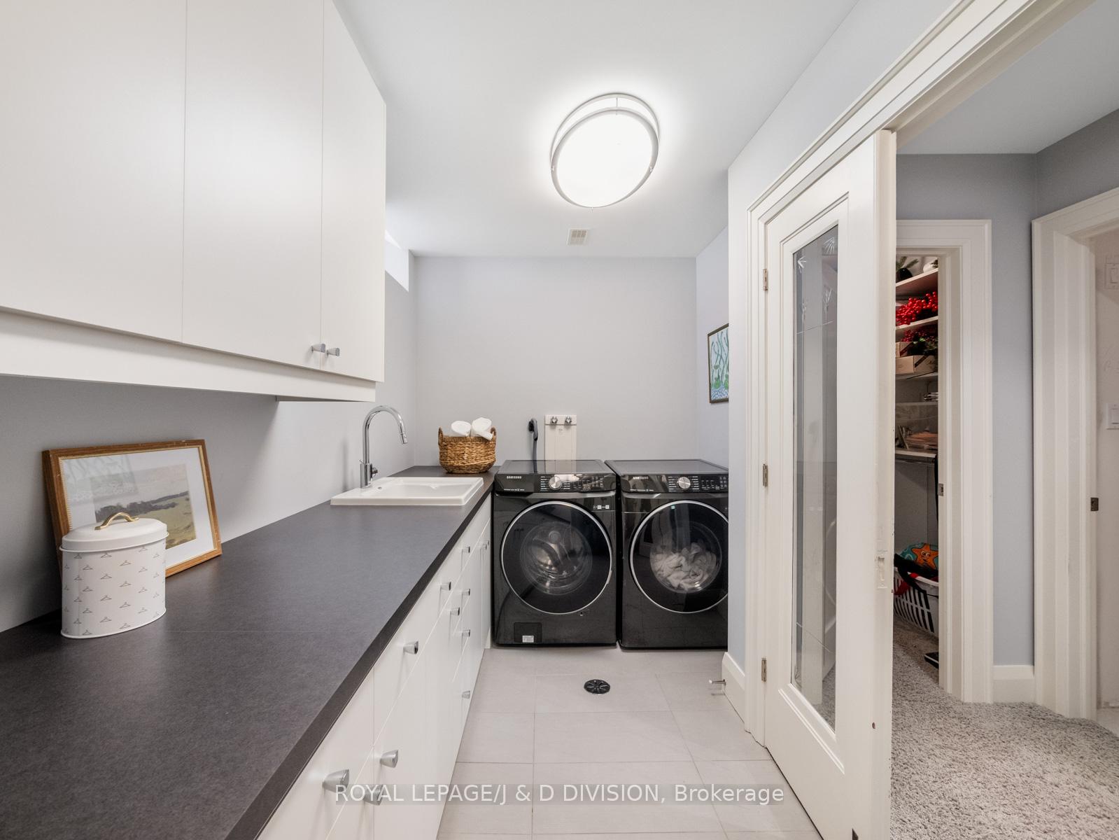 Photo 23 of 28 St Hilda's Avenue, Toronto, Lawrence Park South — HOMEH