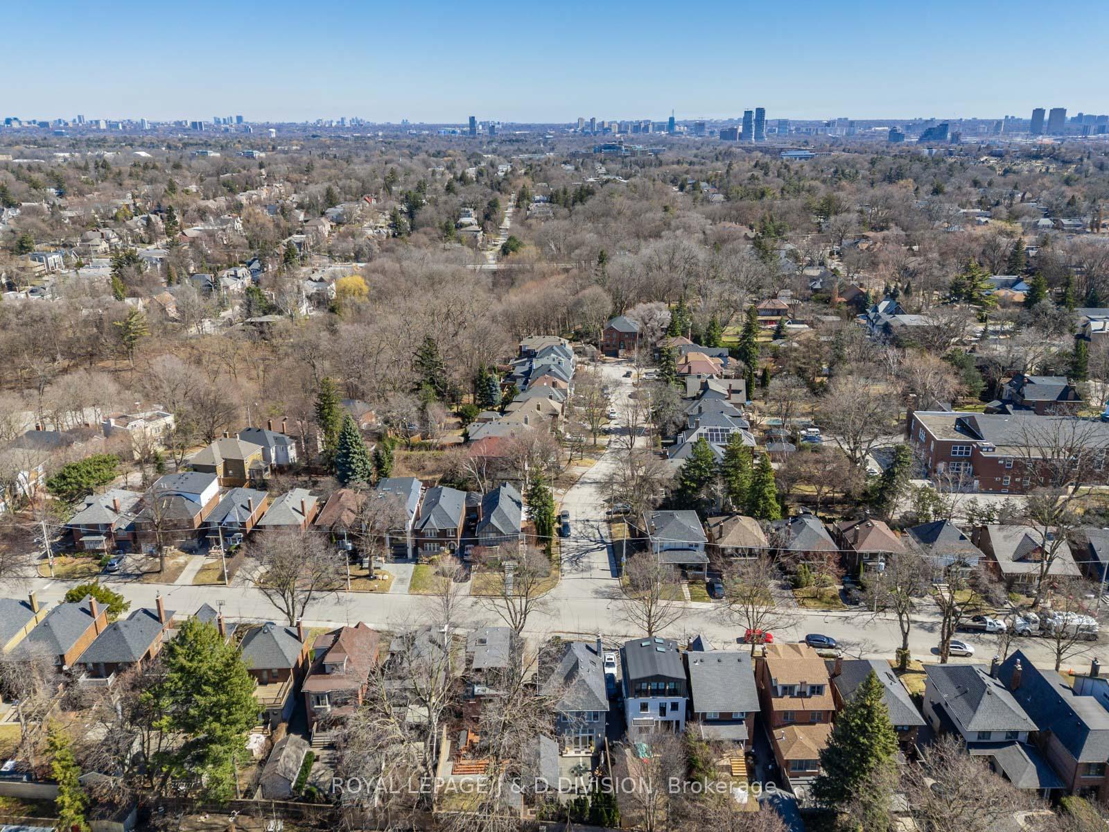 Photo 31 of 28 St Hilda's Avenue, Toronto, Lawrence Park South — HOMEH