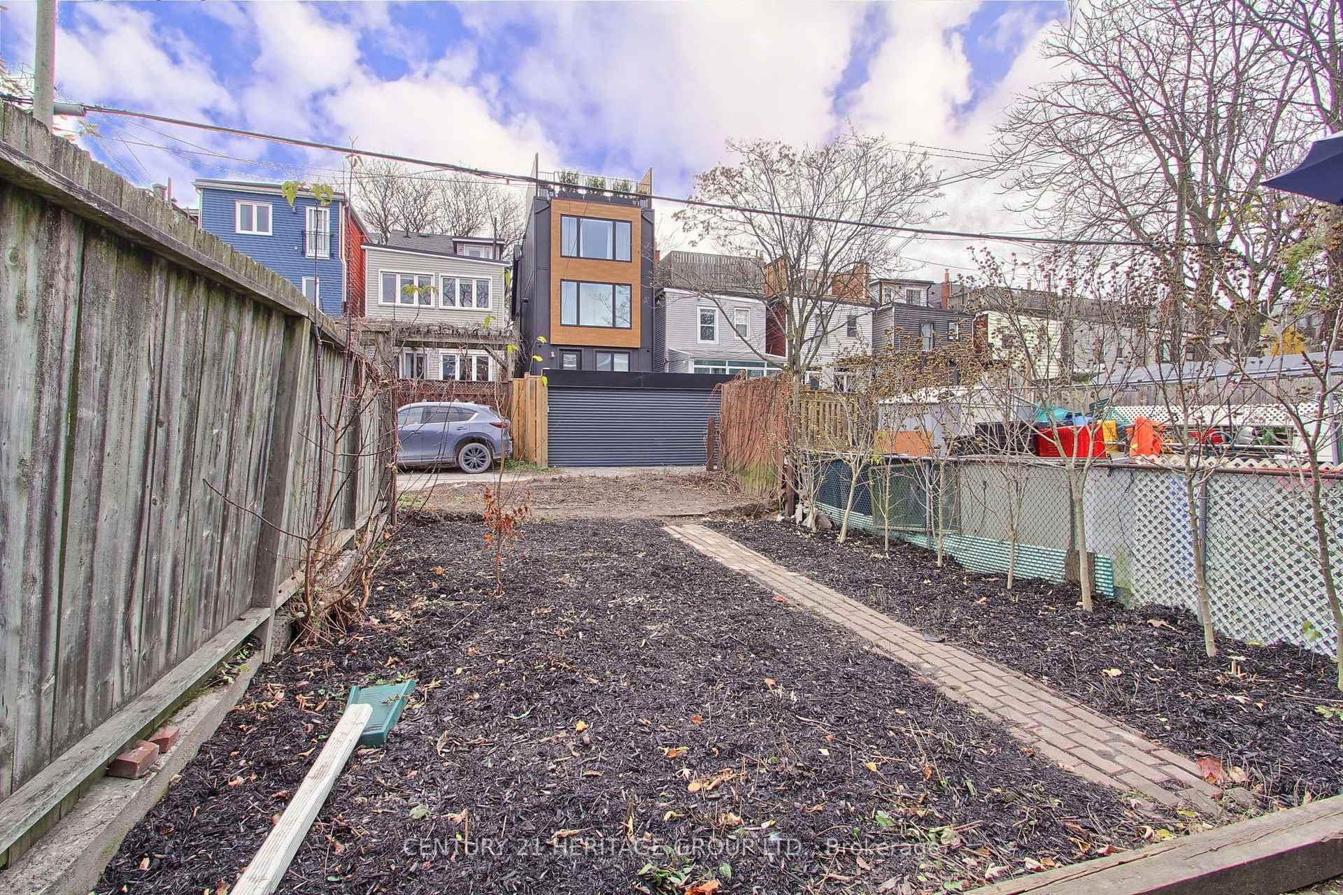 Photo 23 of 33 Marjory Avenue, Toronto, South Riverdale — HOMEH