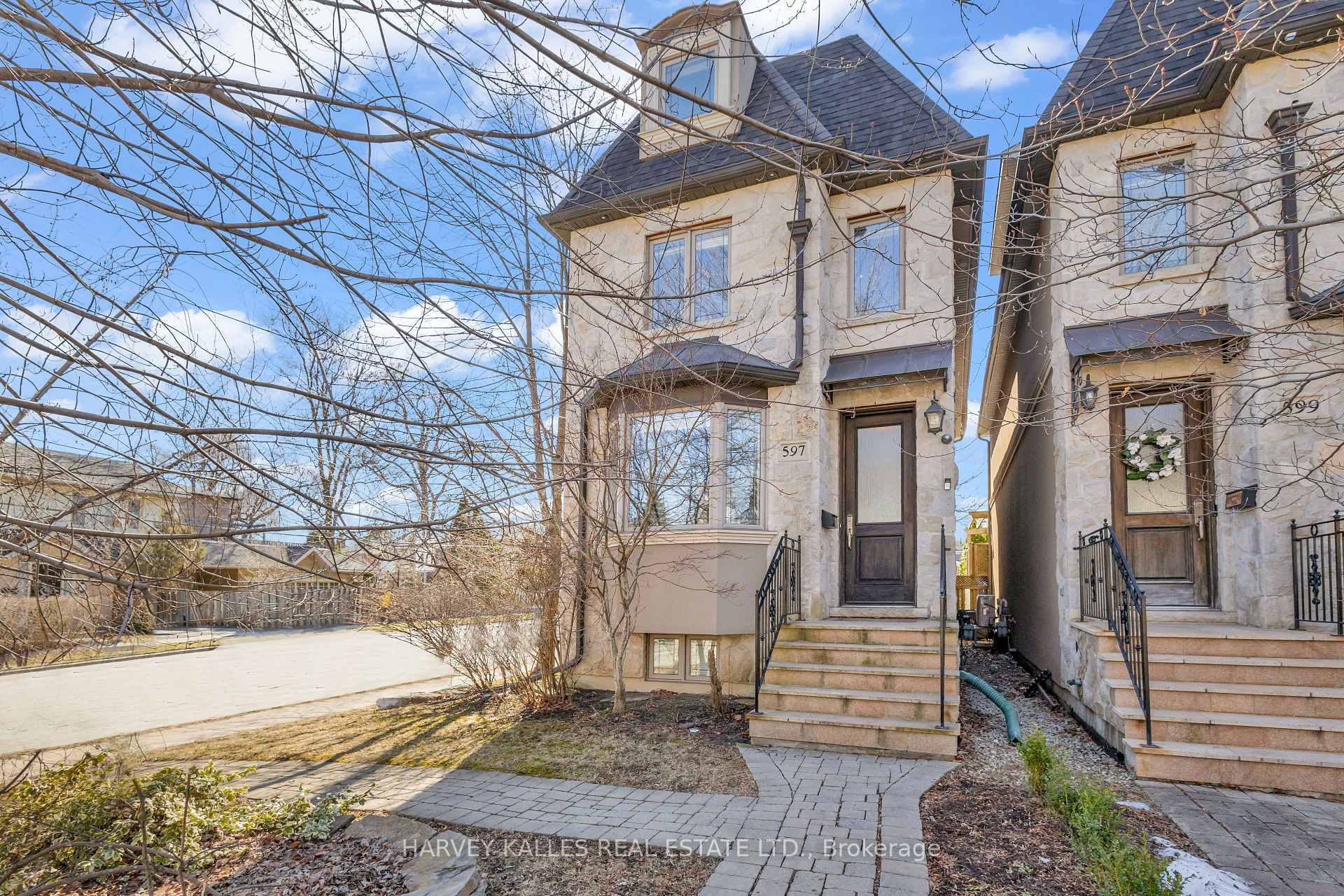 Photo 1 of 597 Woburn Avenue, Toronto, Bedford Park-Nortown — HOMEH