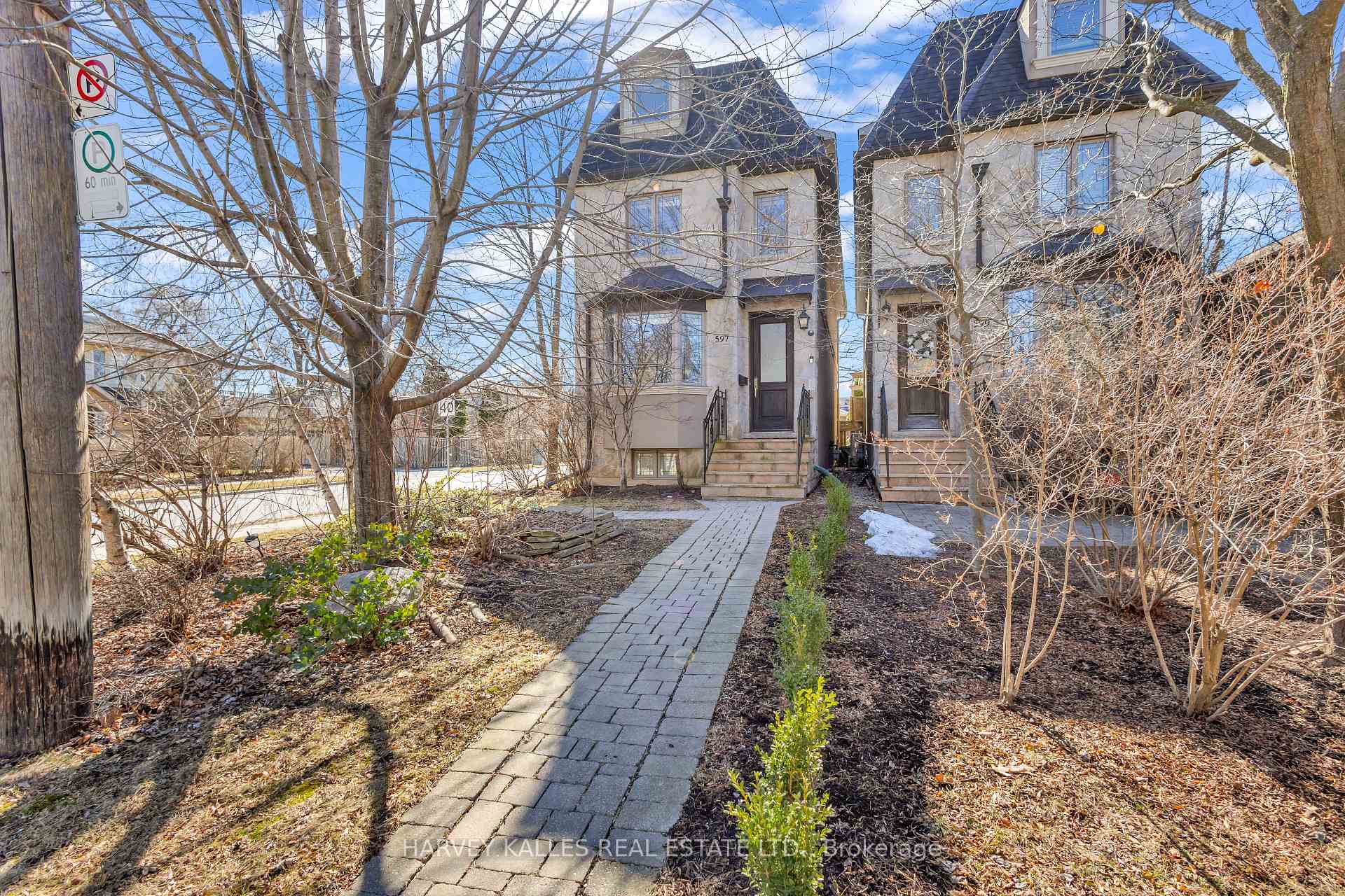 Photo 3 of 597 Woburn Avenue, Toronto, Bedford Park-Nortown — HOMEH