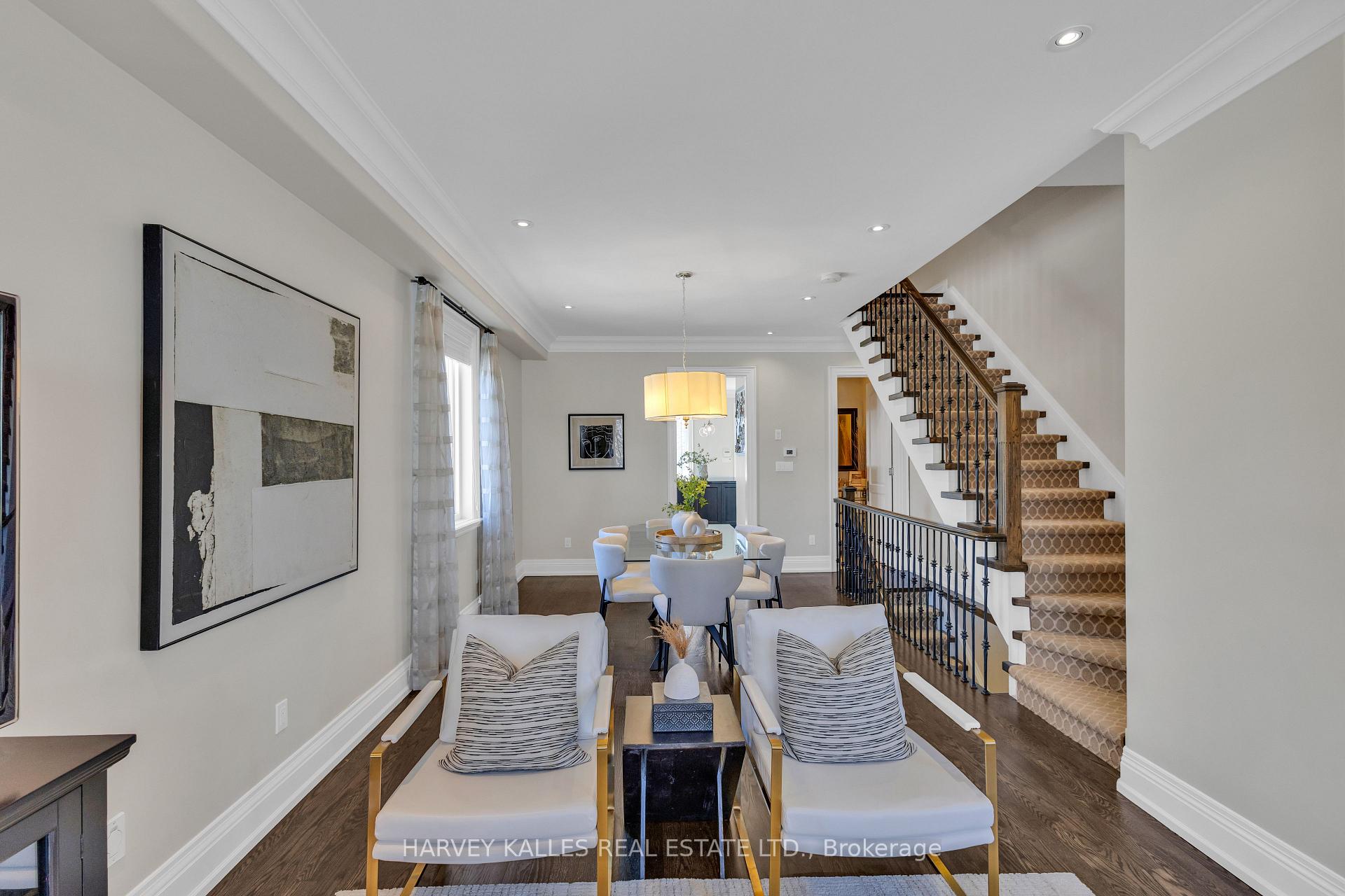Photo 10 of 597 Woburn Avenue, Toronto, Bedford Park-Nortown — HOMEH