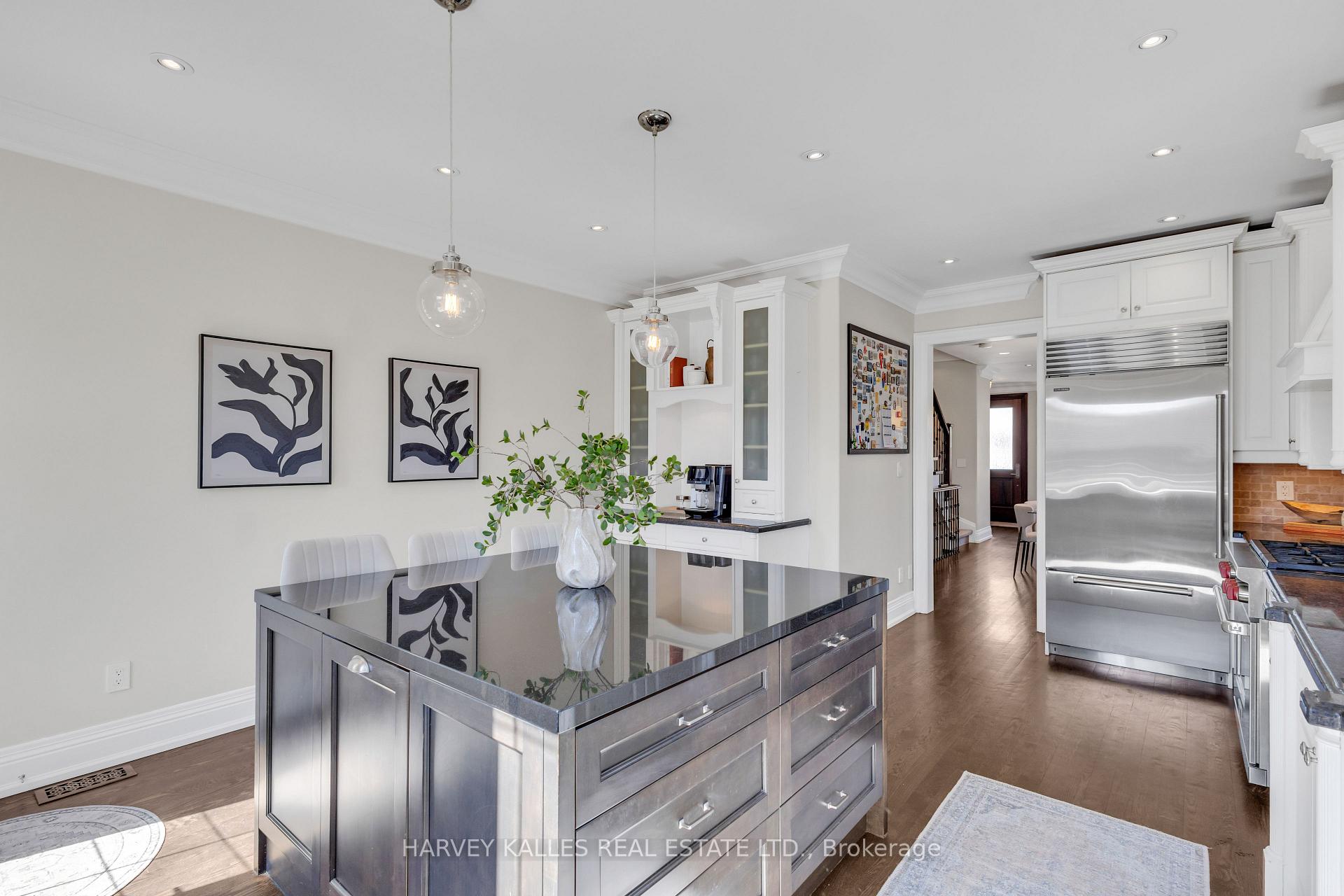 Photo 18 of 597 Woburn Avenue, Toronto, Bedford Park-Nortown — HOMEH