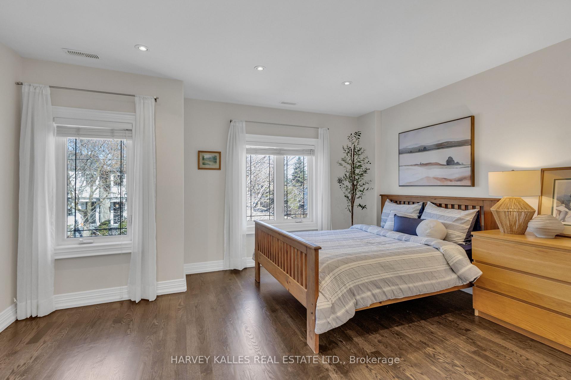 Photo 21 of 597 Woburn Avenue, Toronto, Bedford Park-Nortown — HOMEH