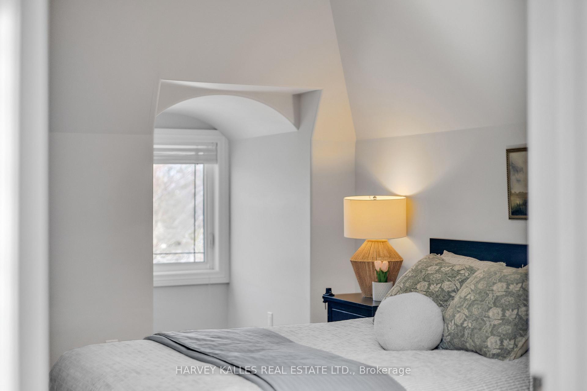 Photo 31 of 597 Woburn Avenue, Toronto, Bedford Park-Nortown — HOMEH
