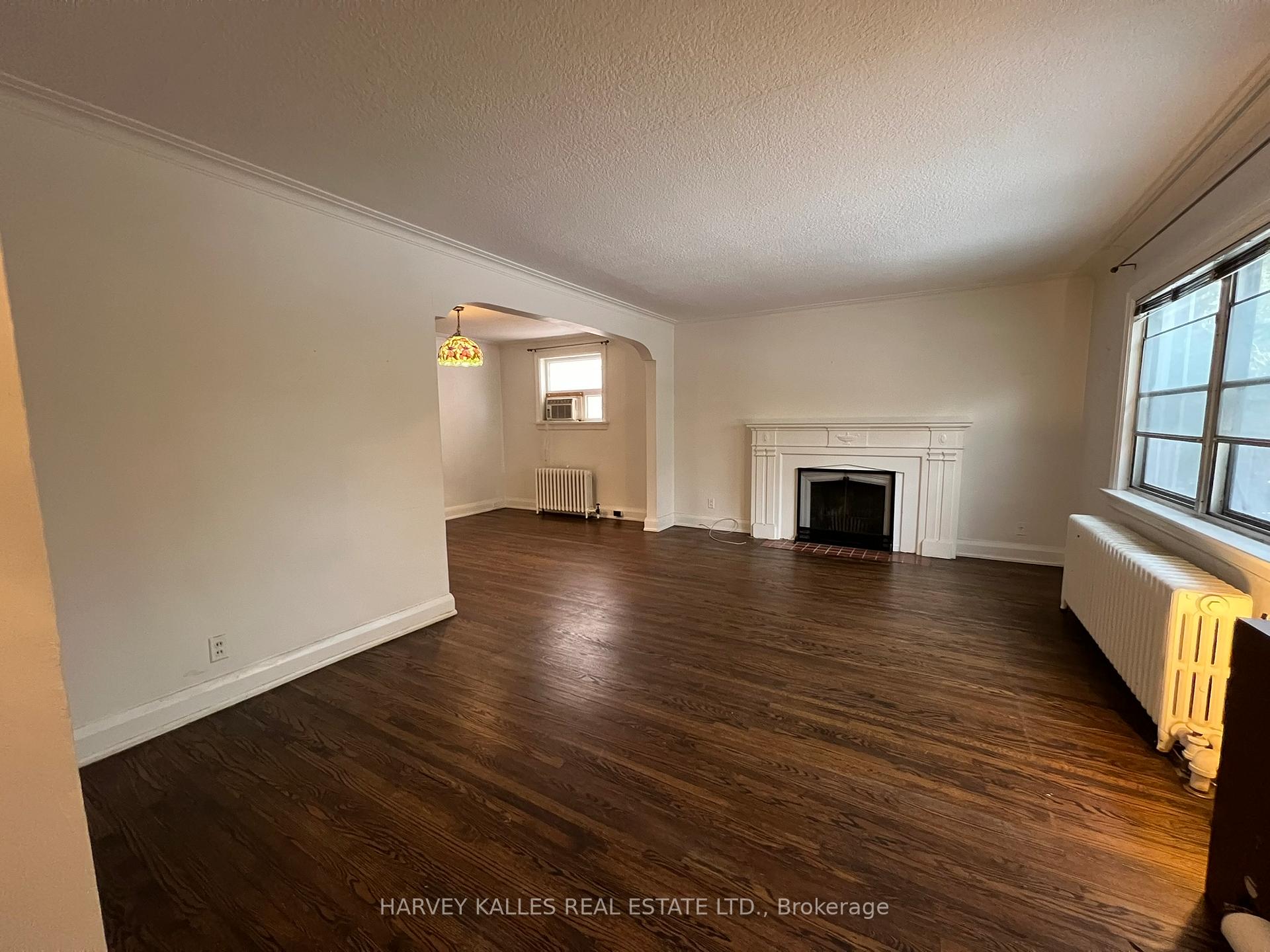 Photo 3 of 76 Shelborne Avenue, Toronto, Bedford Park-Nortown — HOMEH
