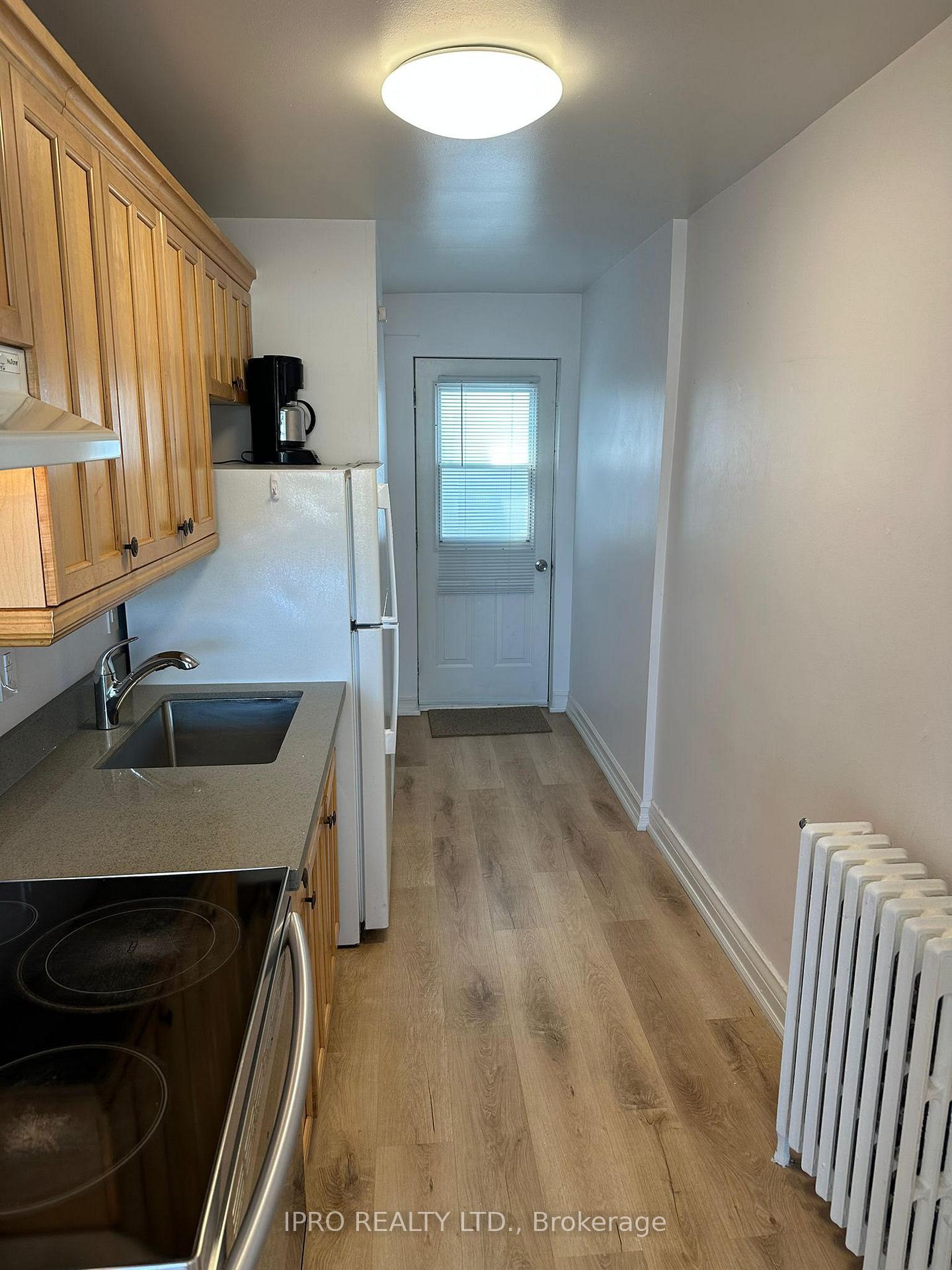Photo 10 of Unit Unit 1, 1018 Coxwell Avenue, Toronto, East York — HOMEH