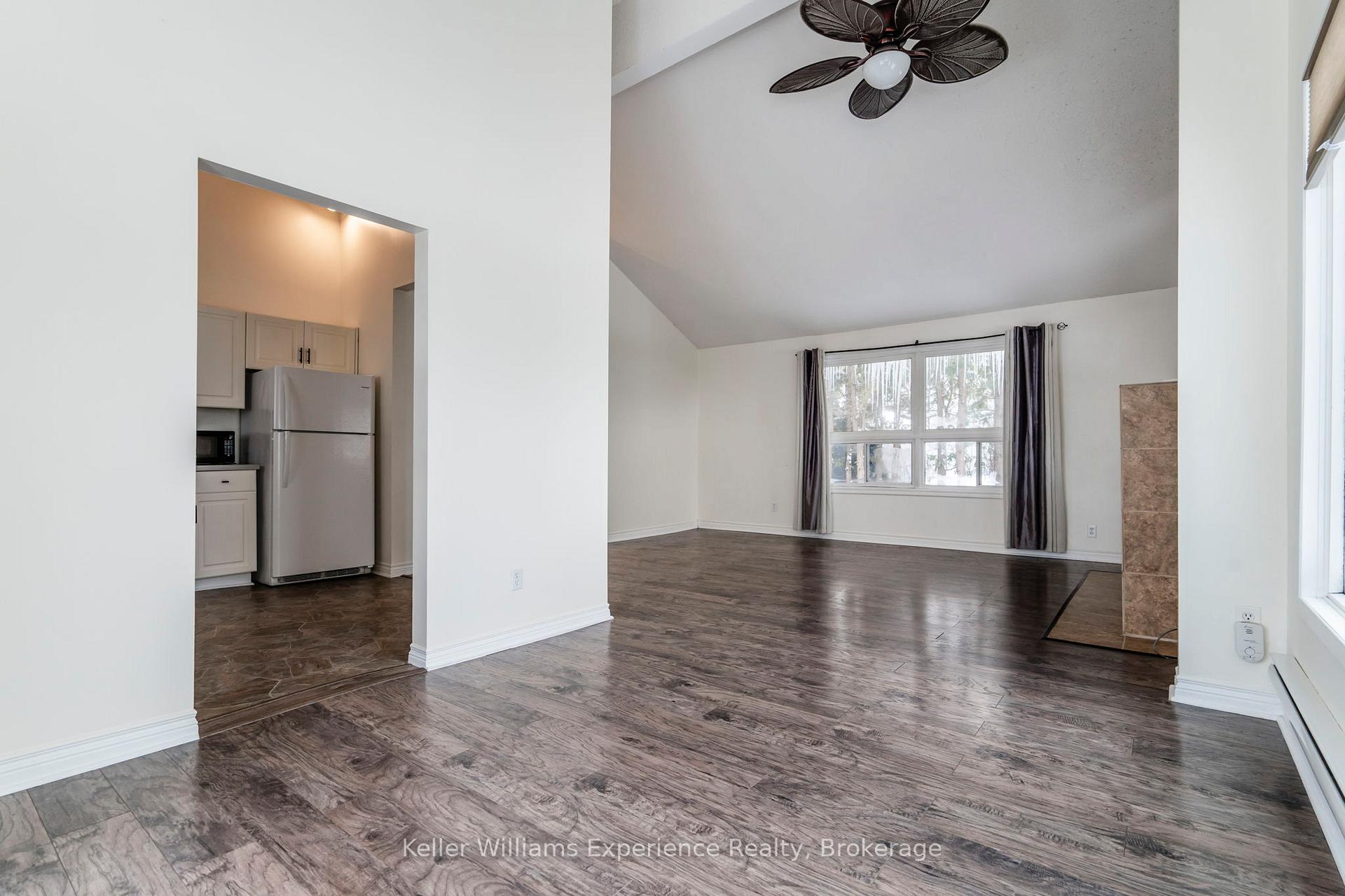 Photo 16 of 55 Hoyt Avenue, Tay, Victoria Harbour — HOMEH
