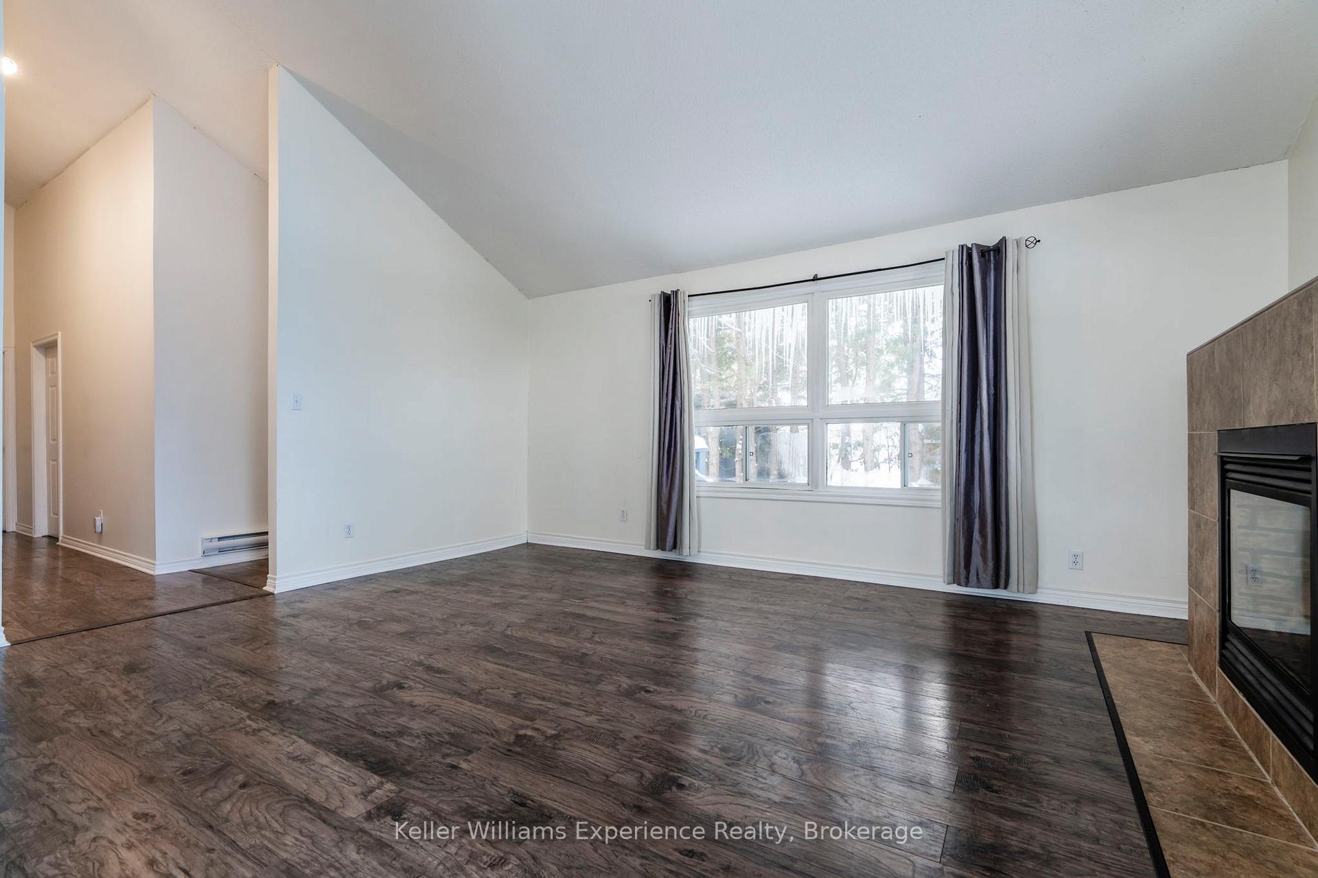 Photo 20 of 55 Hoyt Avenue, Tay, Victoria Harbour — HOMEH