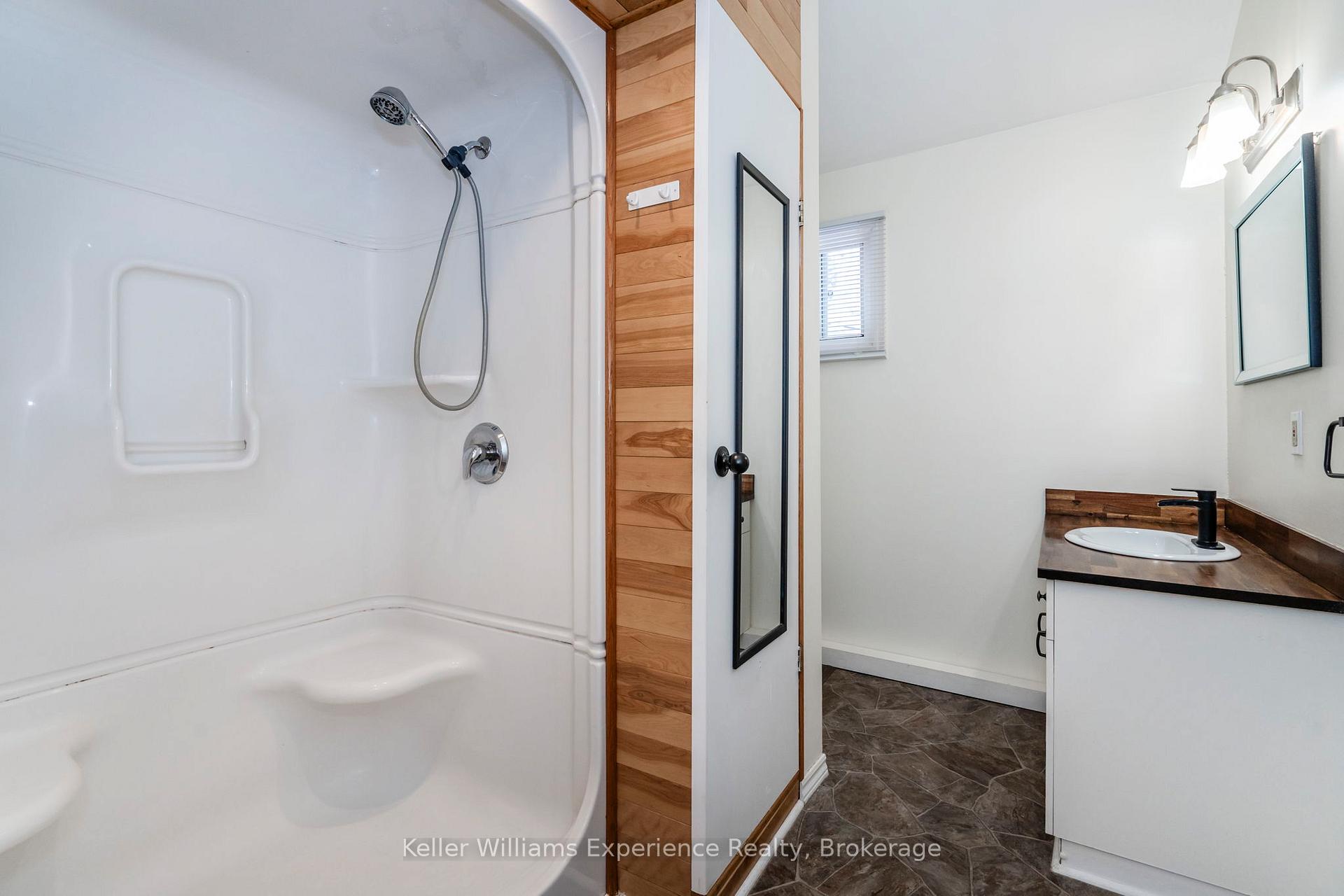 Photo 27 of 55 Hoyt Avenue, Tay, Victoria Harbour — HOMEH