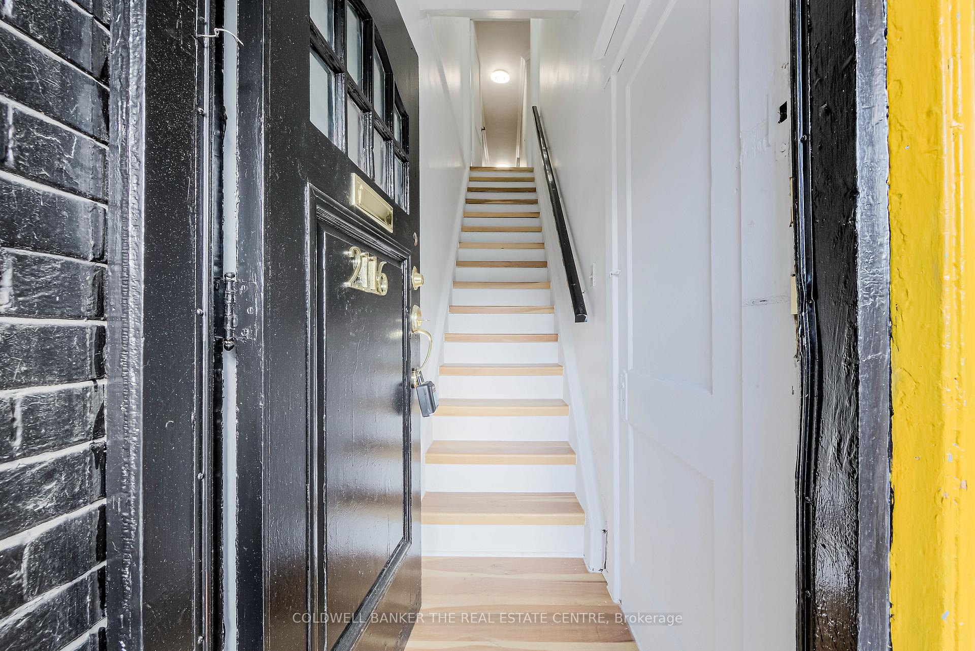 Photo 3 of 2116 Danforth Avenue, Toronto, East End-Danforth — HOMEH