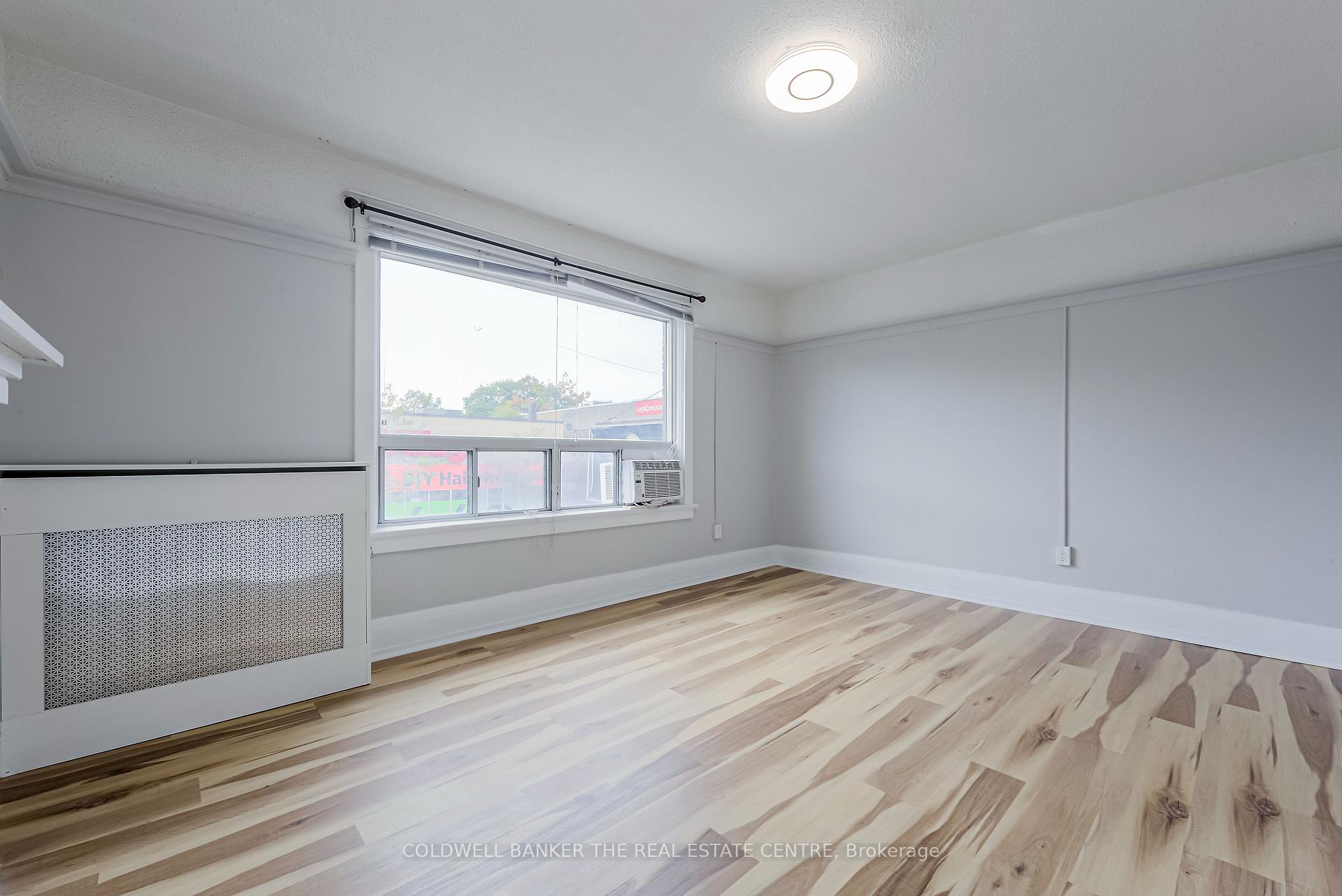 Photo 7 of 2116 Danforth Avenue, Toronto, East End-Danforth — HOMEH