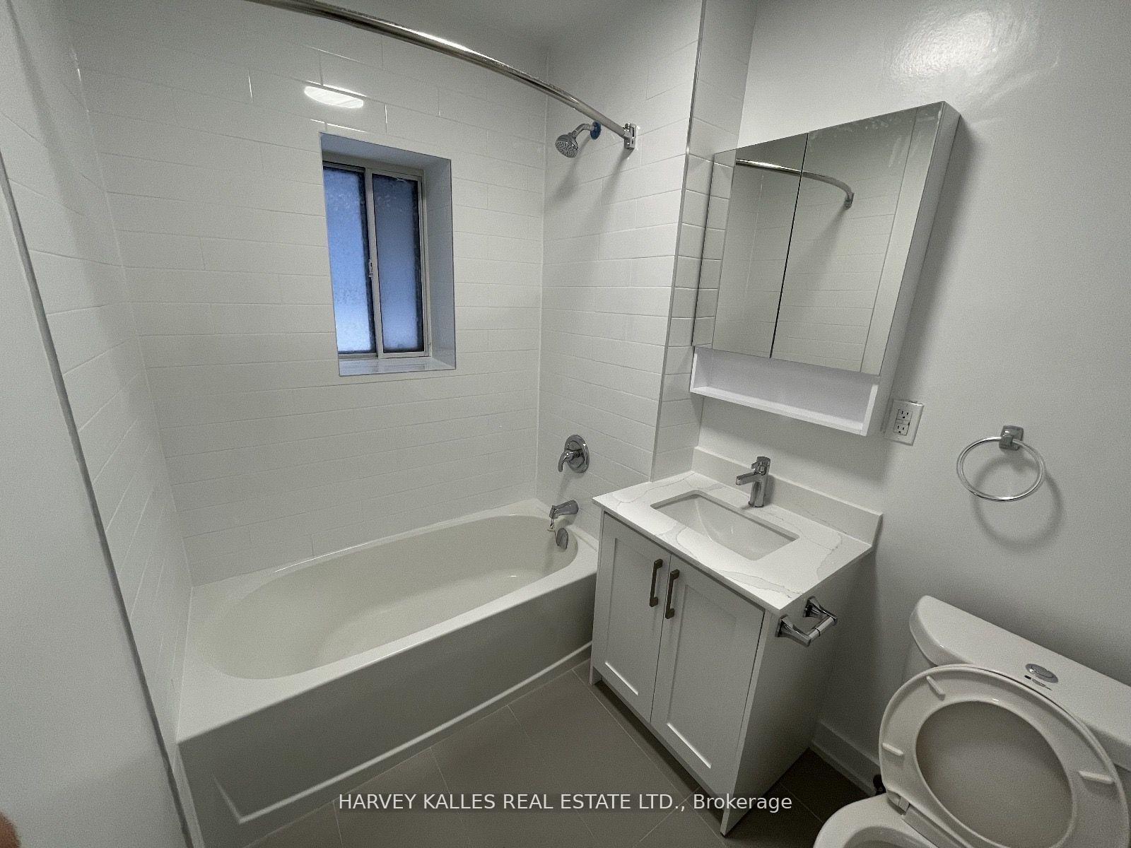 Photo 12 of Unit 36, 320 Lonsdale Road, Toronto, Forest Hill South — HOMEH