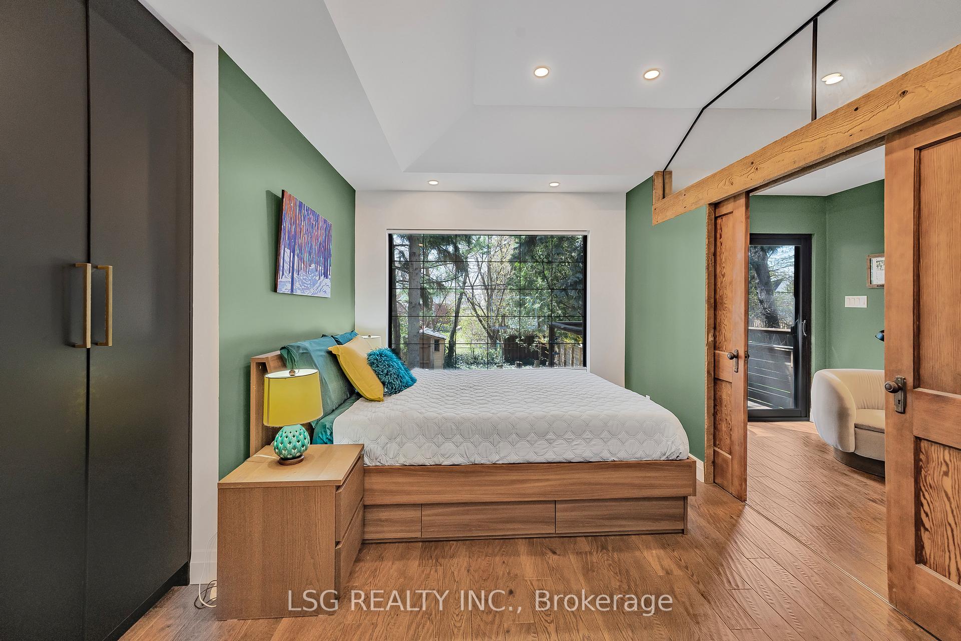 Photo 12 of 202 Linsmore Crescent, Toronto, Danforth Village-East York — HOMEH