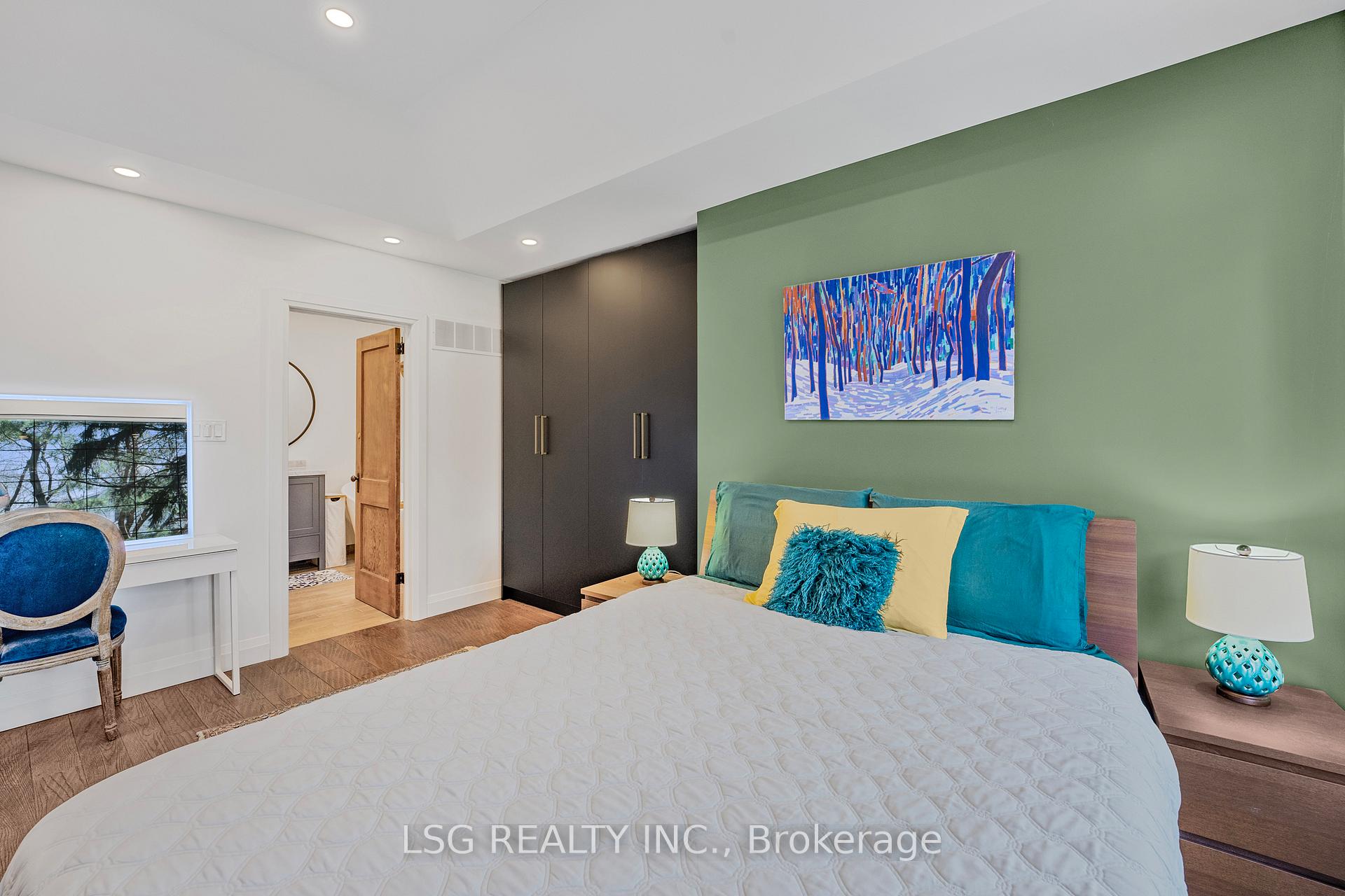 Photo 14 of 202 Linsmore Crescent, Toronto, Danforth Village-East York — HOMEH