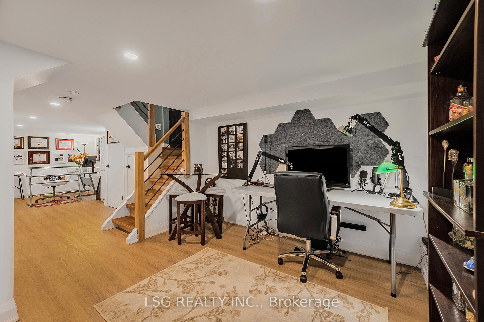 Photo 20 of 202 Linsmore Crescent, Toronto, Danforth Village-East York — HOMEH
