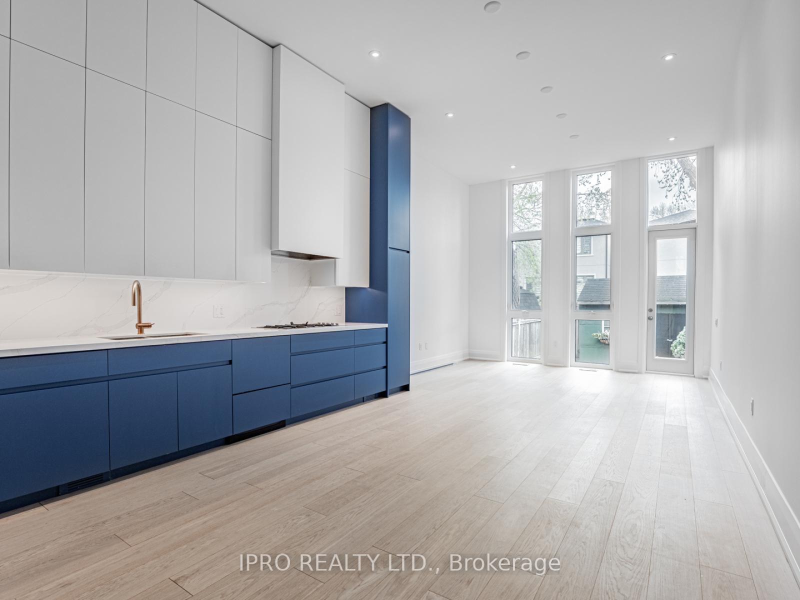 Photo 4 of 5 Hamstead Avenue, Toronto, Woodbine-Lumsden — HOMEH