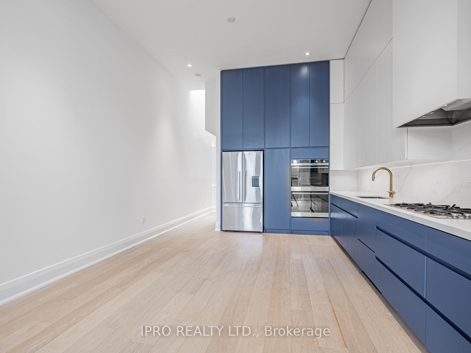 Photo 7 of 5 Hamstead Avenue, Toronto, Woodbine-Lumsden — HOMEH