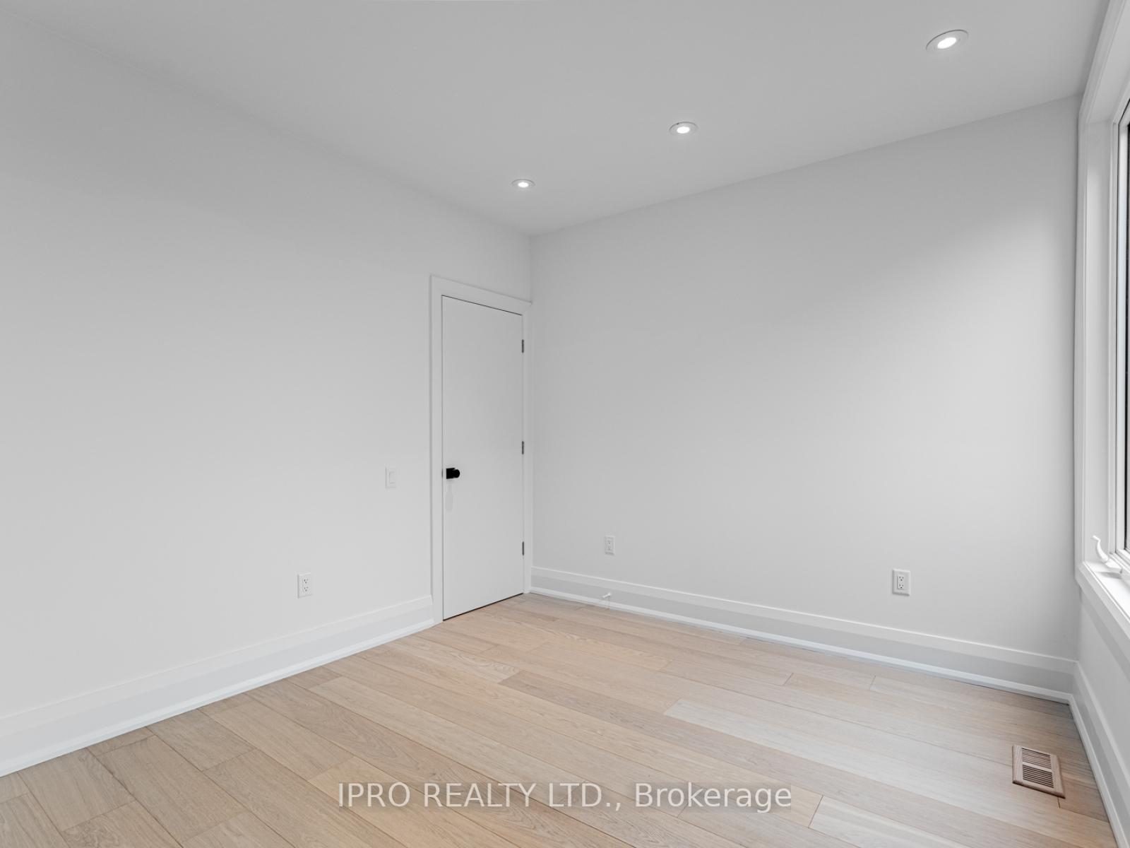 Photo 23 of 5 Hamstead Avenue, Toronto, Woodbine-Lumsden — HOMEH