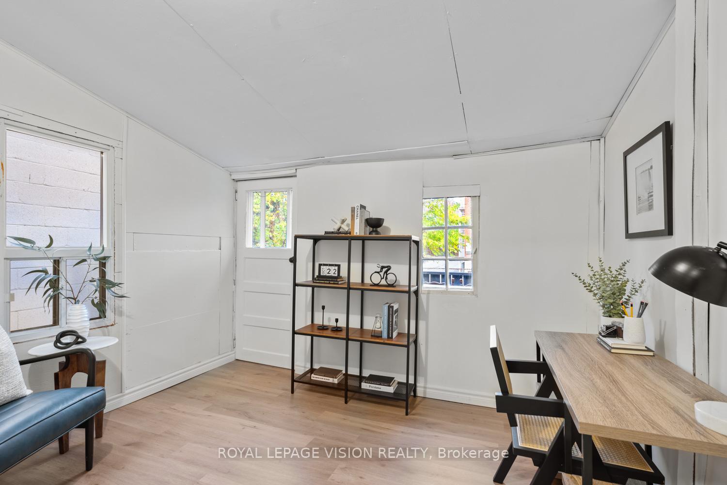 Photo 9 of 15 Alton Avenue, Toronto, South Riverdale — HOMEH