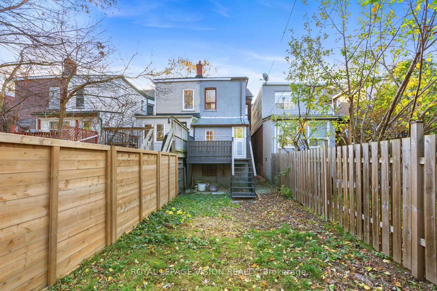 Photo 10 of 15 Alton Avenue, Toronto, South Riverdale — HOMEH