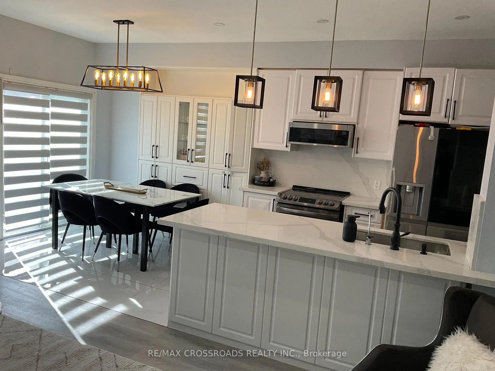 Photo 7 of 855 Miltonbrook Crescent, Milton, Willmott — HOMEH