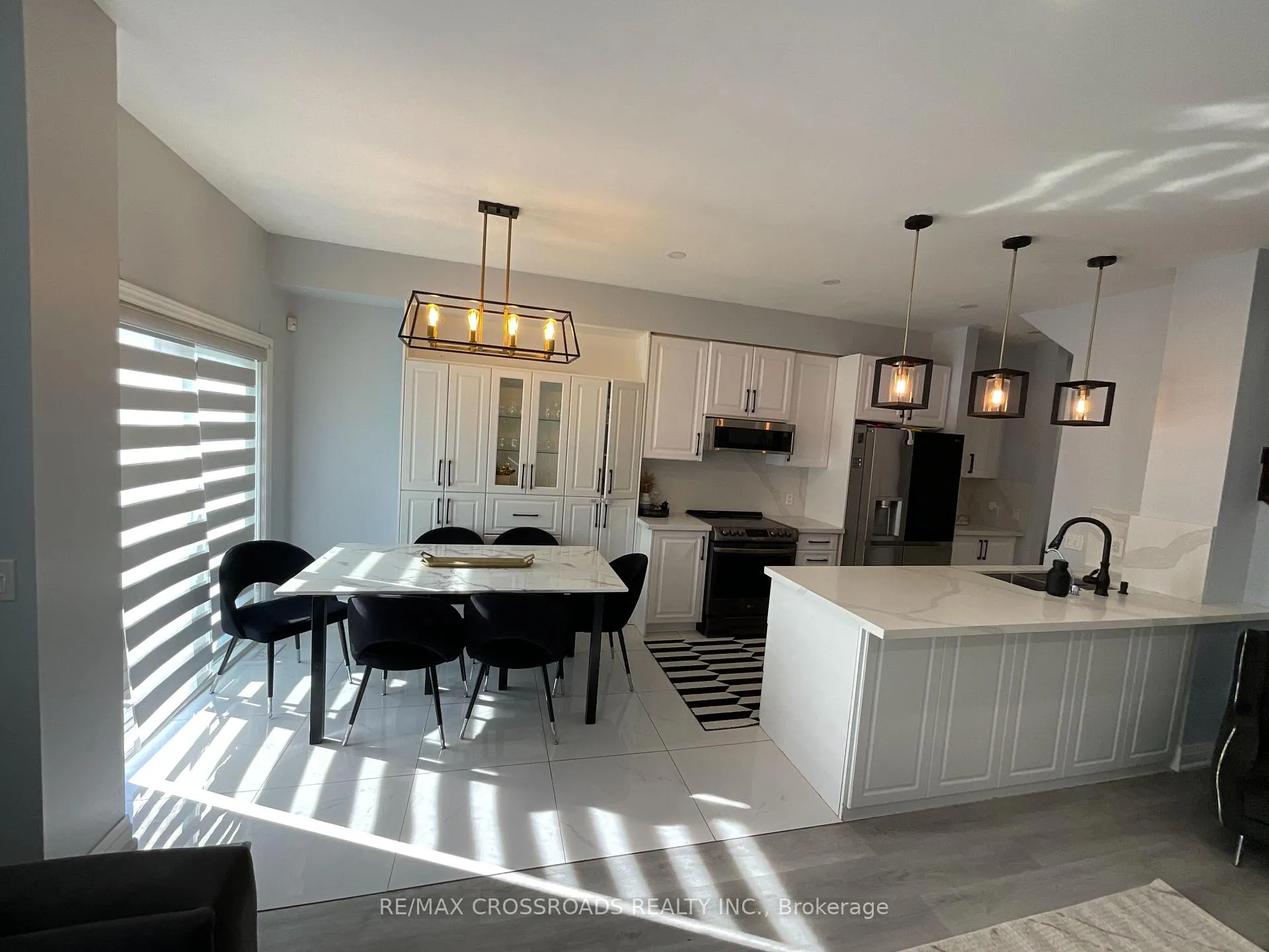 Photo 8 of 855 Miltonbrook Crescent, Milton, Willmott — HOMEH