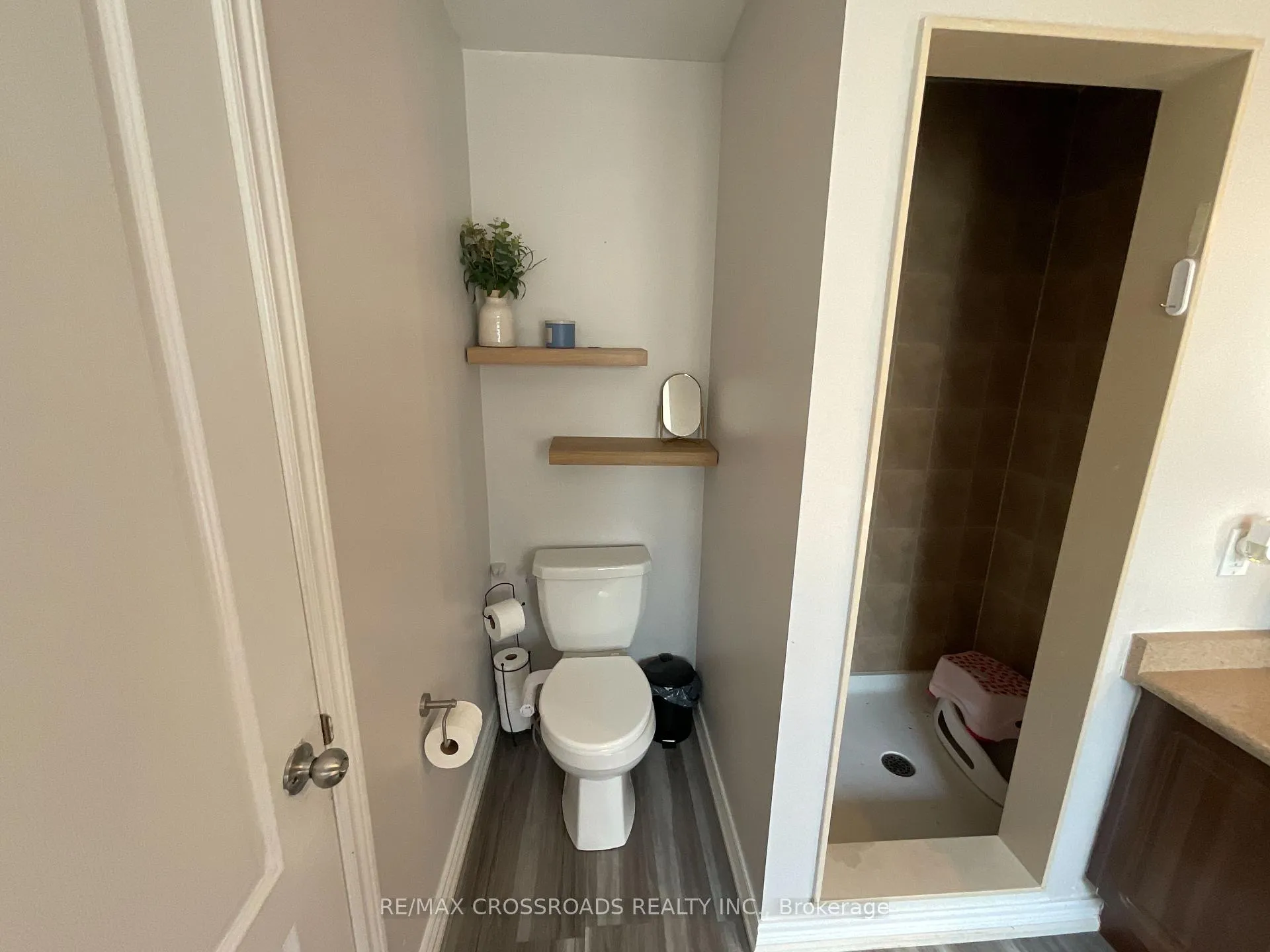 Photo 18 of 855 Miltonbrook Crescent, Milton, Willmott — HOMEH