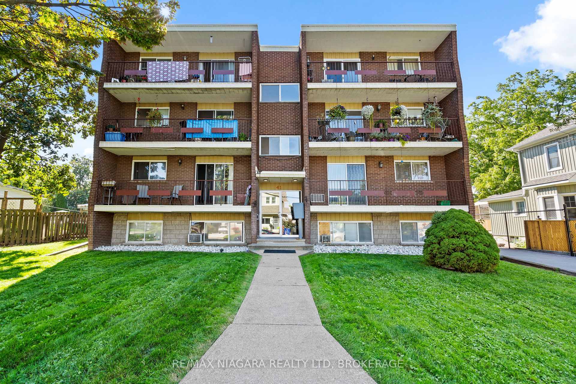 Photo 1 of 41 Carleton Street S, Thorold, Thorold Downtown — HOMEH