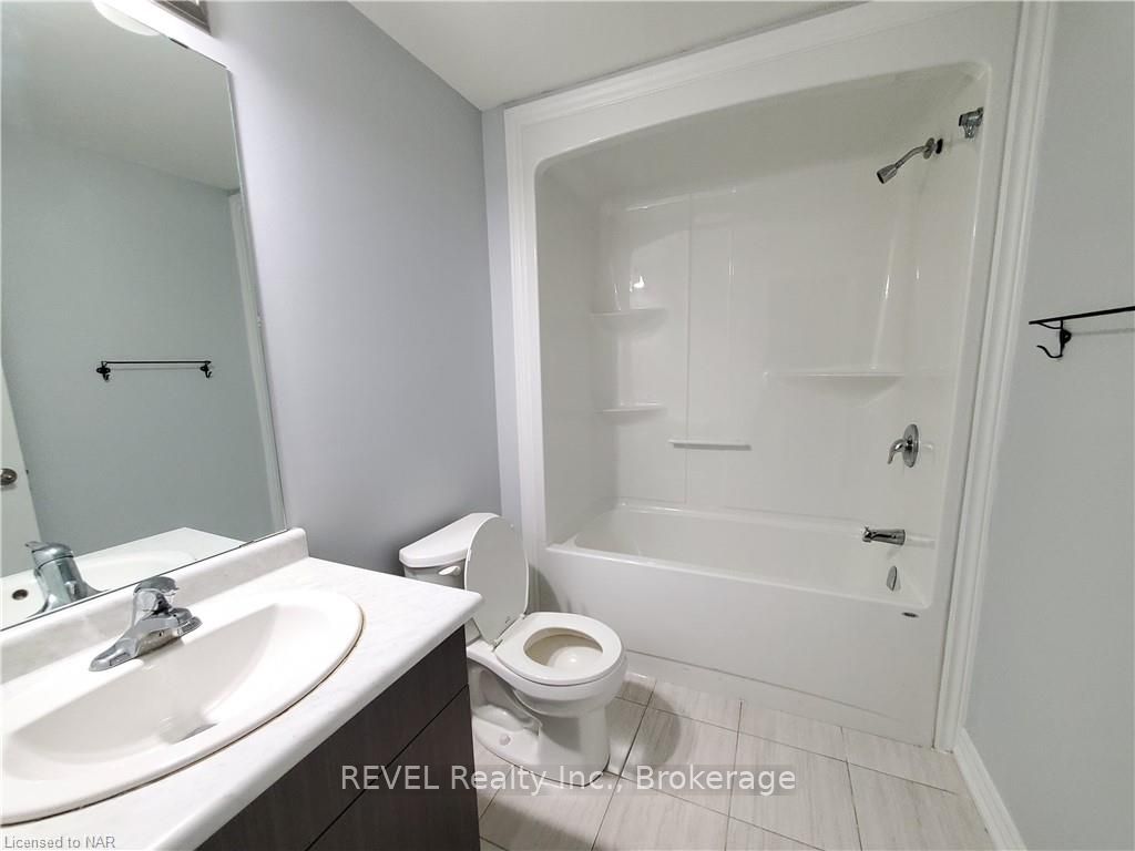 Photo 23 of 144 Juneberry Road, Thorold, Confederation Heights — HOMEH