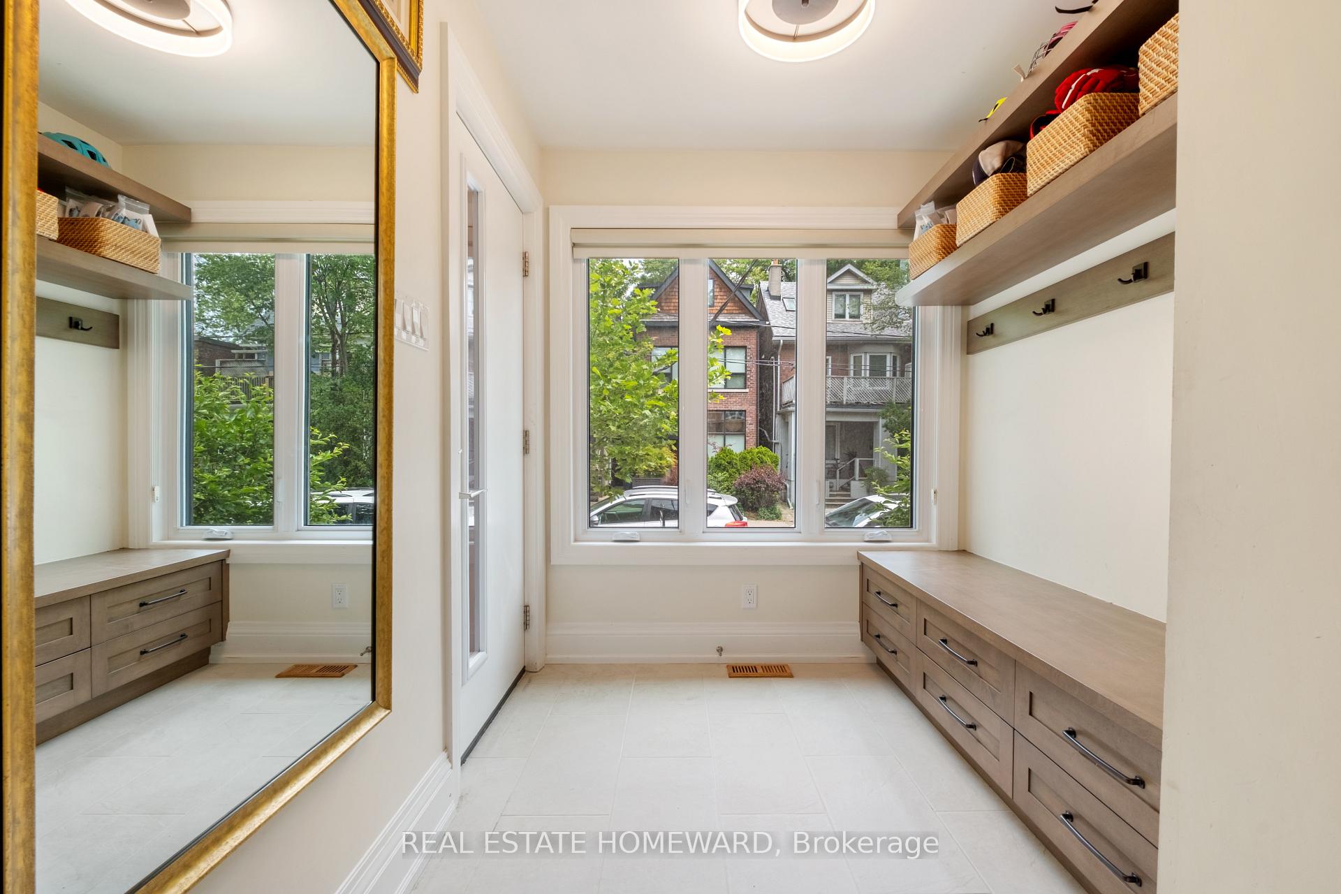 Photo 5 of 626 Logan Avenue, Toronto, North Riverdale — HOMEH