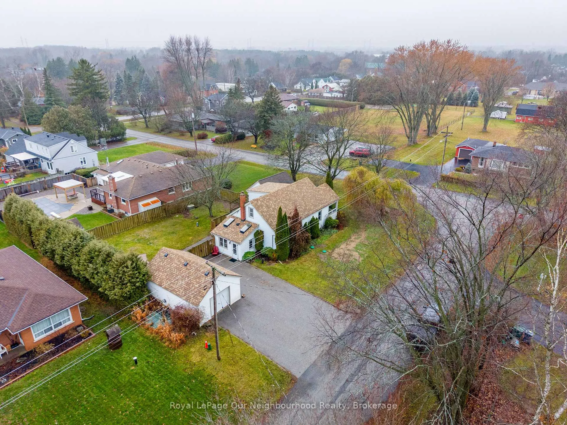 Photo 34 of 17 Millville Avenue, Clarington, Rural Clarington — HOMEH
