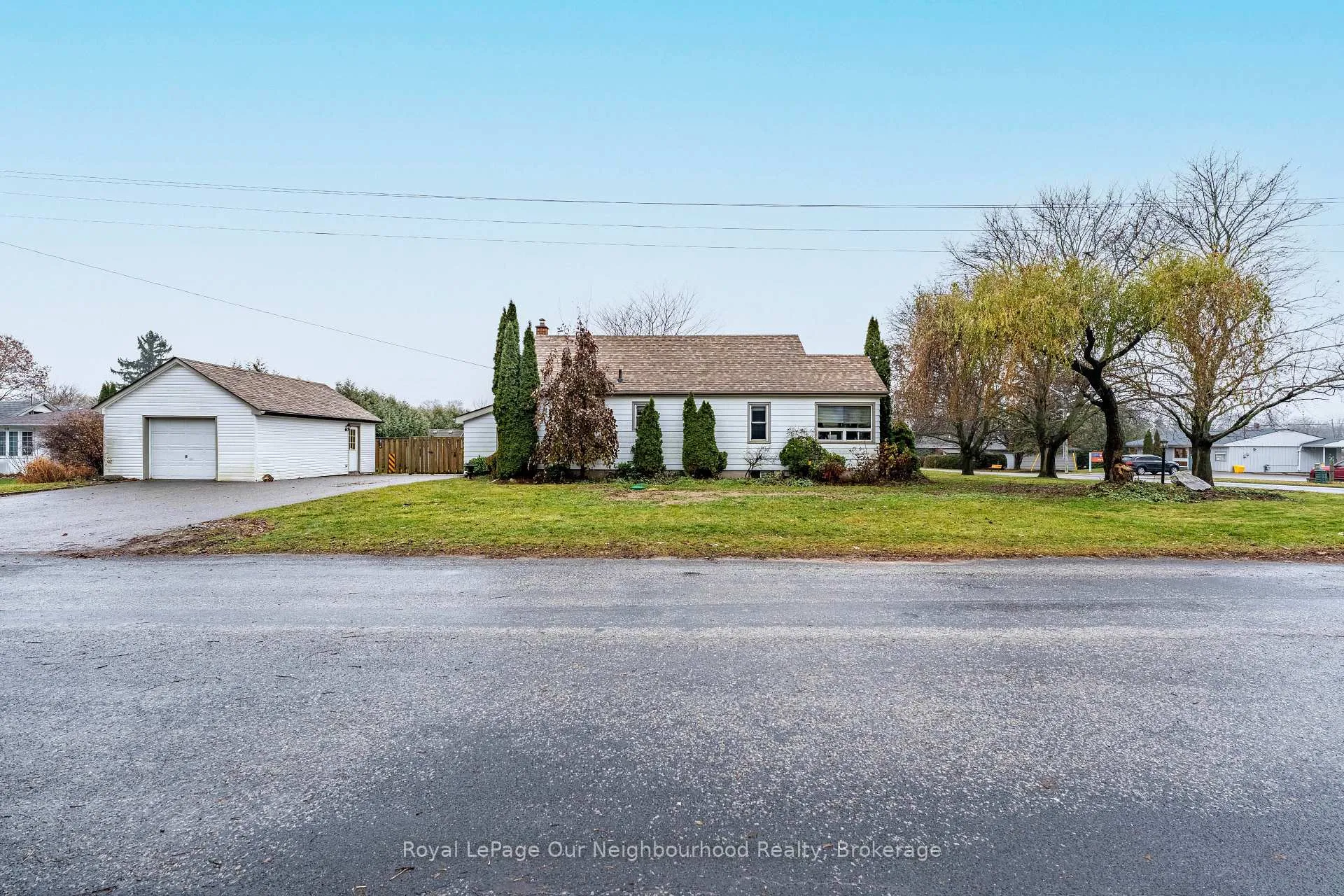 Photo 36 of 17 Millville Avenue, Clarington, Rural Clarington — HOMEH