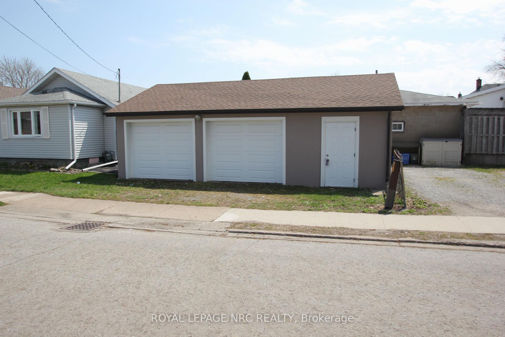 Photo 4 of 70 Pine Street S, Thorold, Thorold Downtown — HOMEH