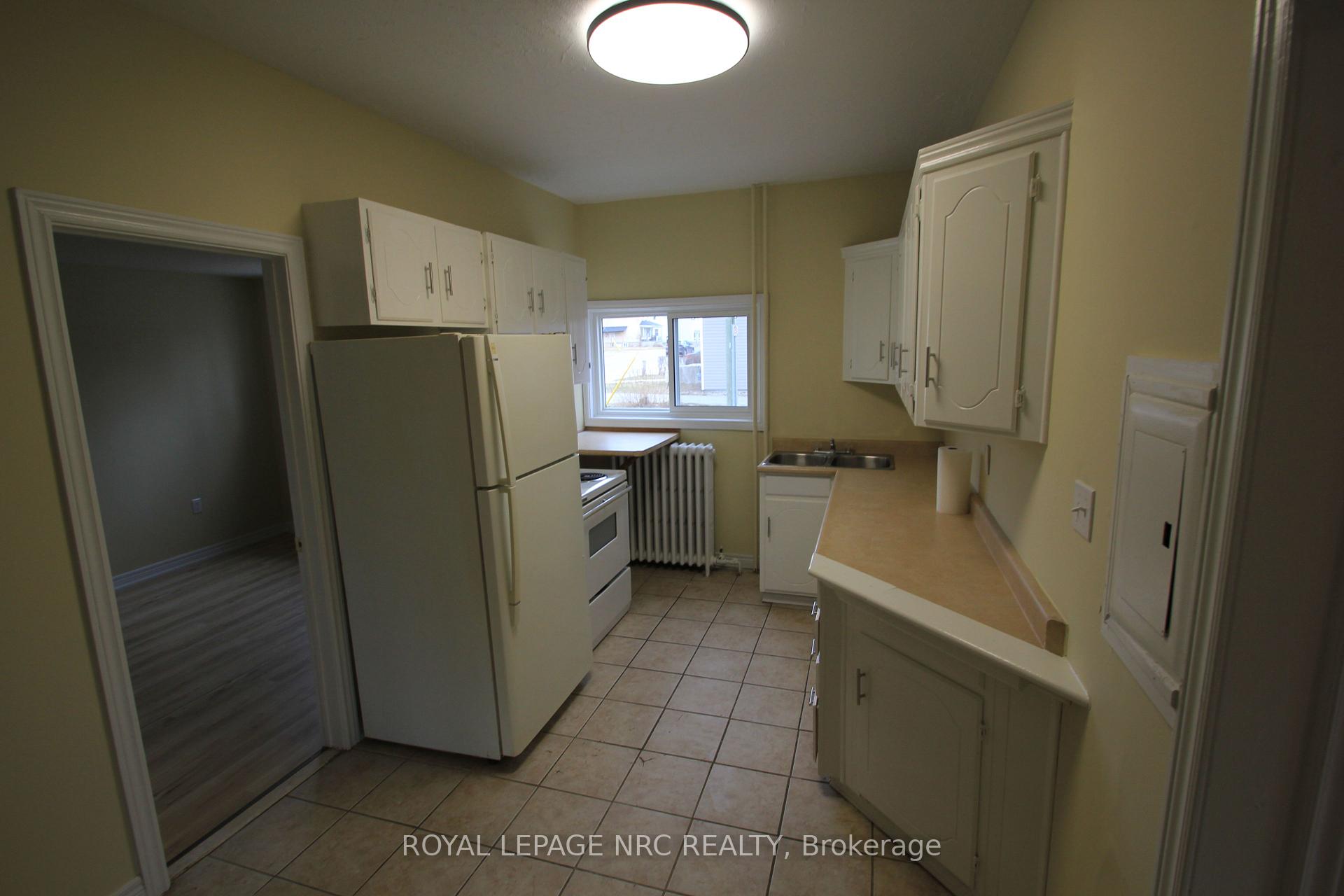 Photo 25 of 70 Pine Street S, Thorold, Thorold Downtown — HOMEH