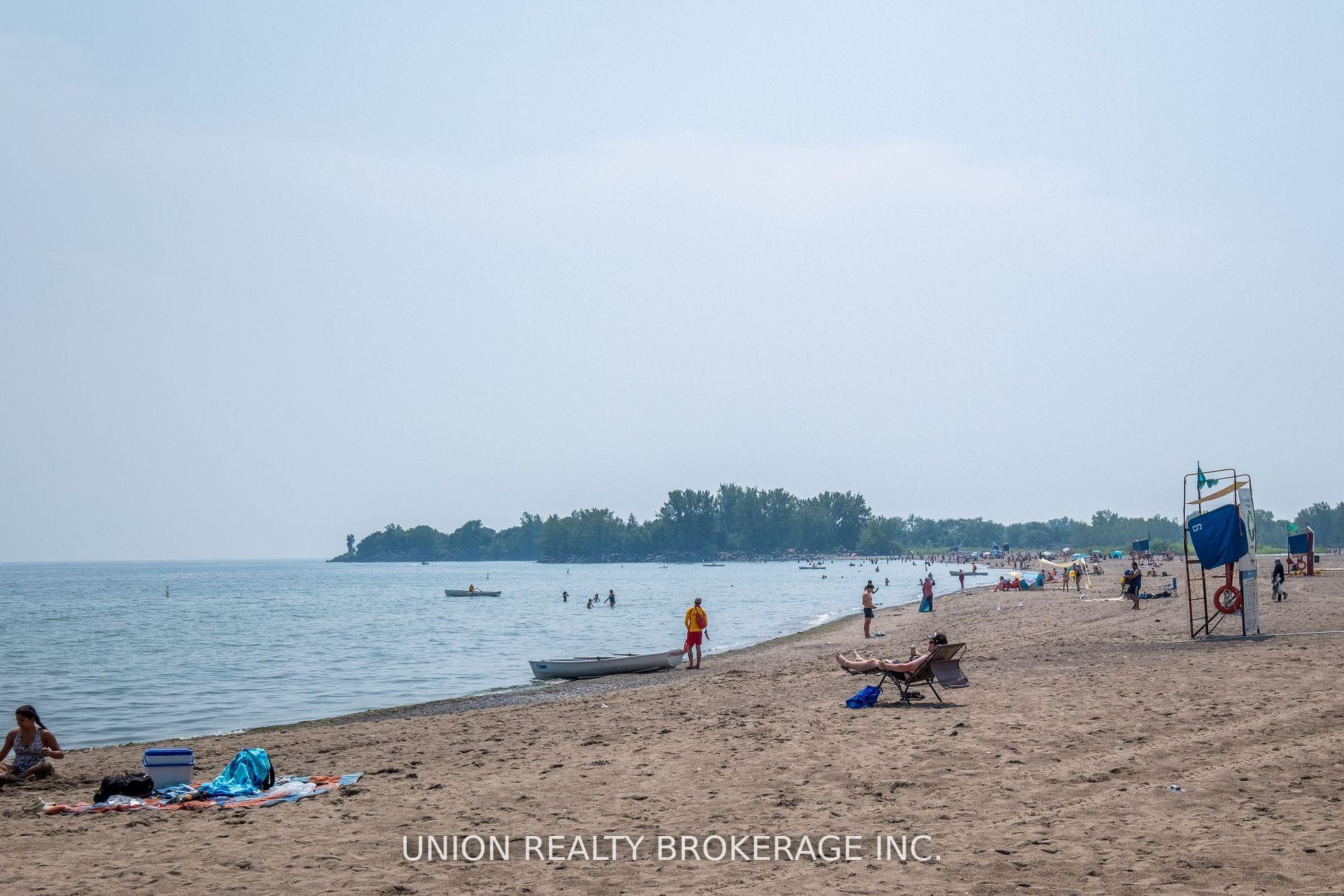Photo 8 of Unit 24, 2449 Queen Street E, Toronto, The Beaches — HOMEH