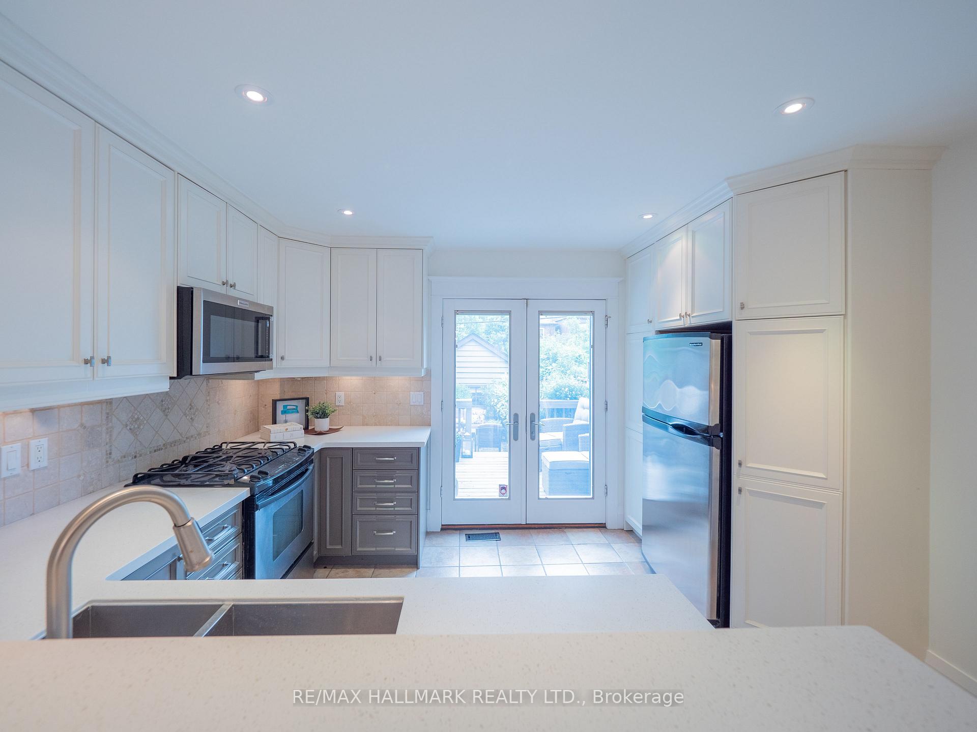 Photo 17 of 239 Fulton Avenue, Toronto, Broadview North — HOMEH
