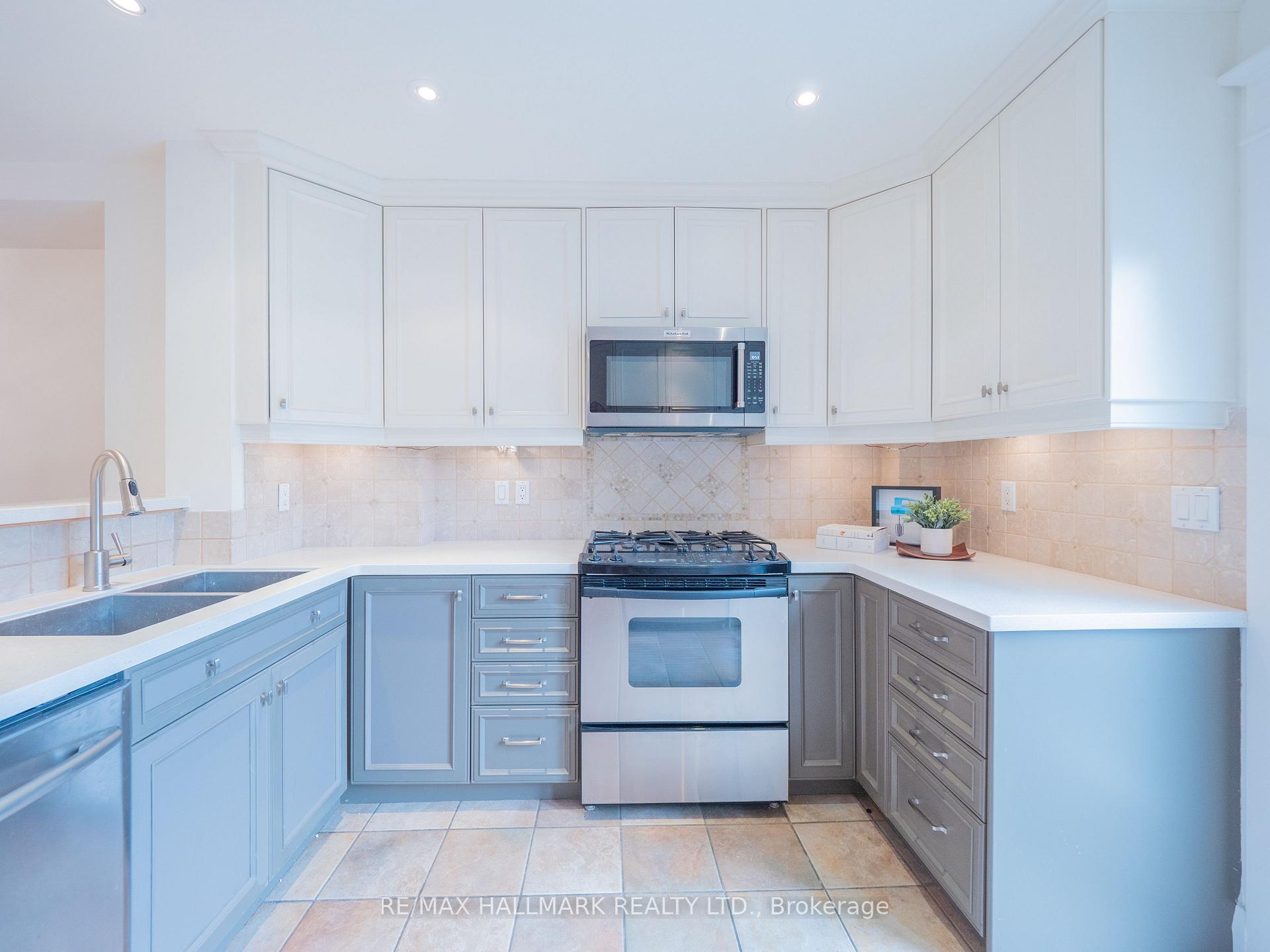 Photo 19 of 239 Fulton Avenue, Toronto, Broadview North — HOMEH