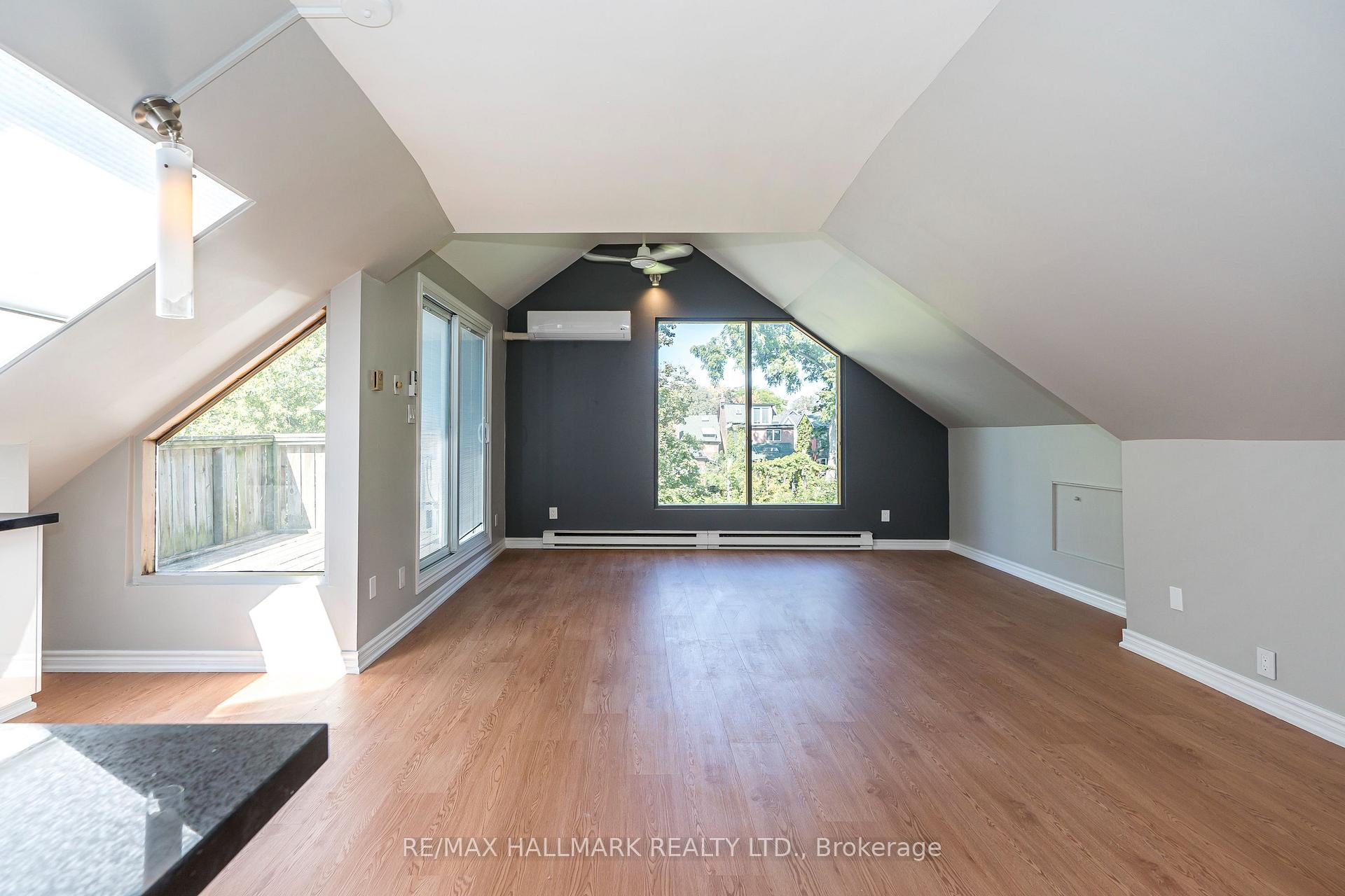 Photo 11 of Unit 3, 32 Hogarth Avenue, Toronto, North Riverdale — HOMEH