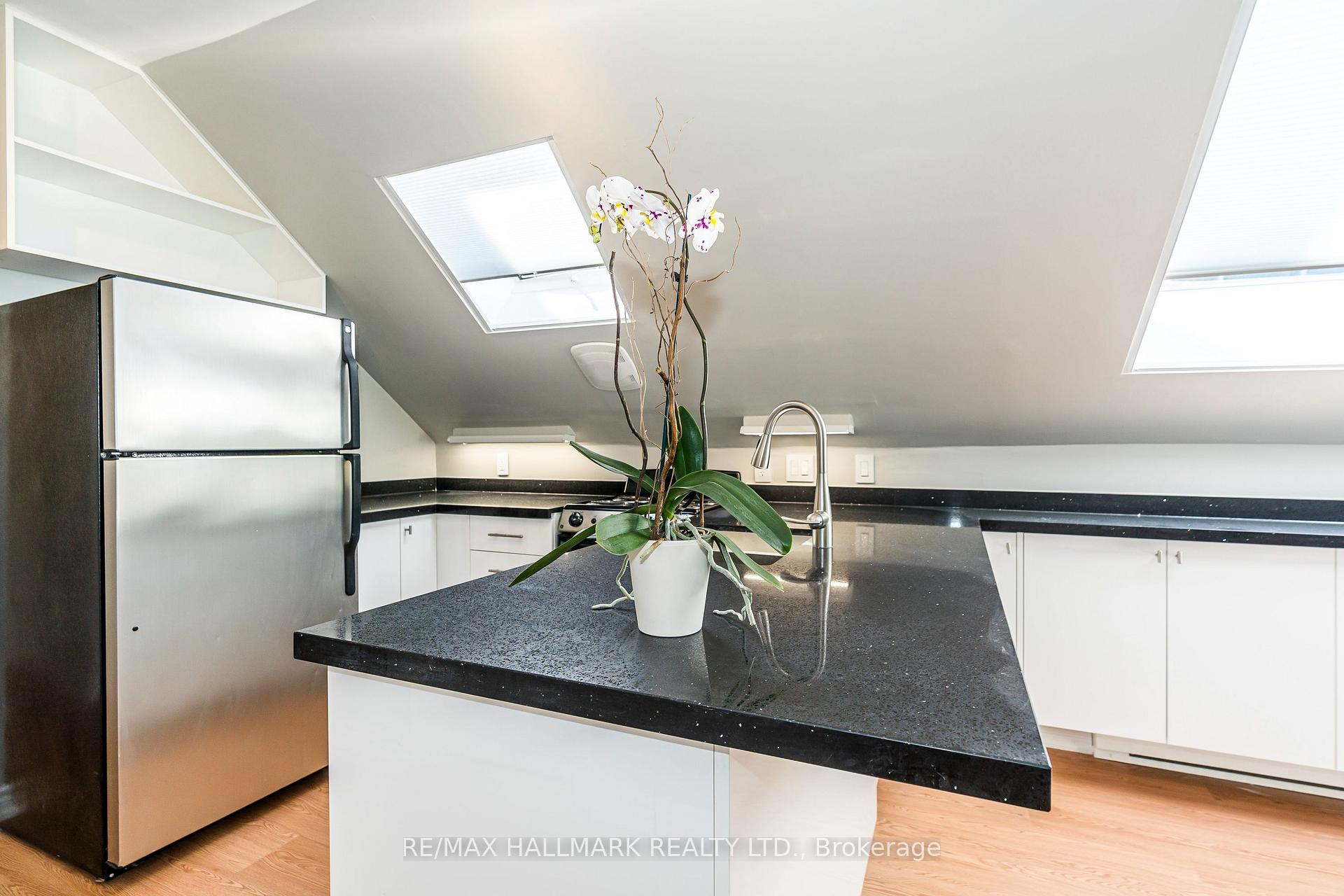 Photo 20 of Unit 3, 32 Hogarth Avenue, Toronto, North Riverdale — HOMEH