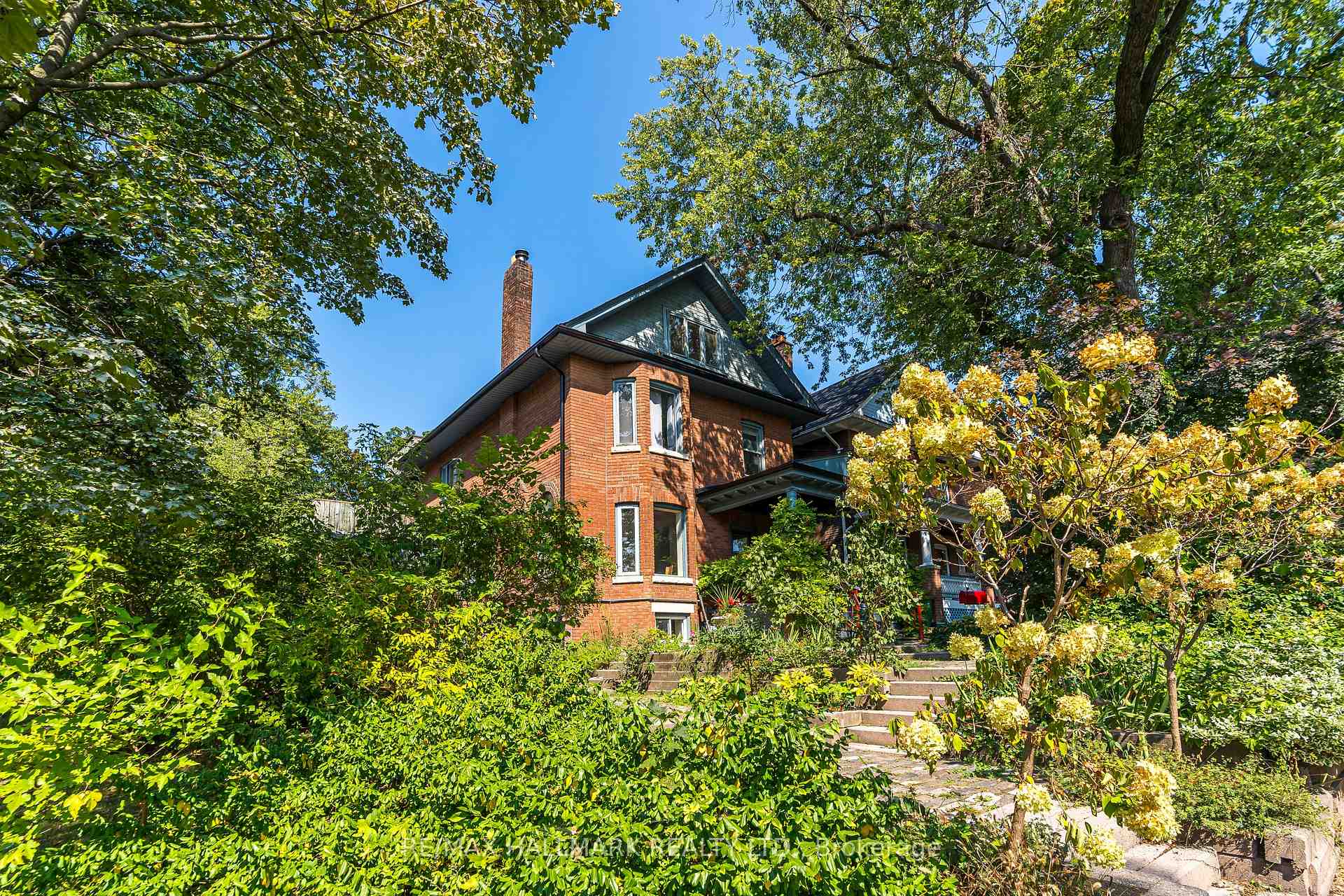 Photo 37 of Unit 3, 32 Hogarth Avenue, Toronto, North Riverdale — HOMEH