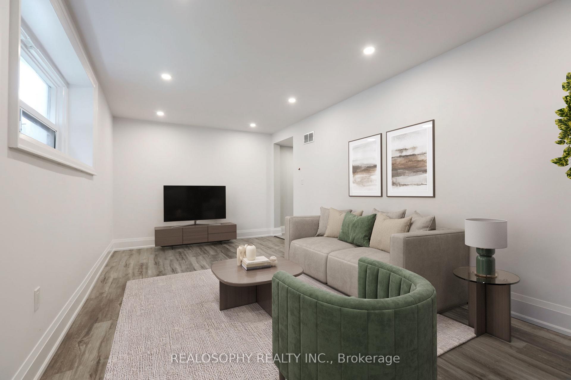 Photo 2 of Unit 1, 1 Cosburn Avenue, Toronto, Broadview North — HOMEH